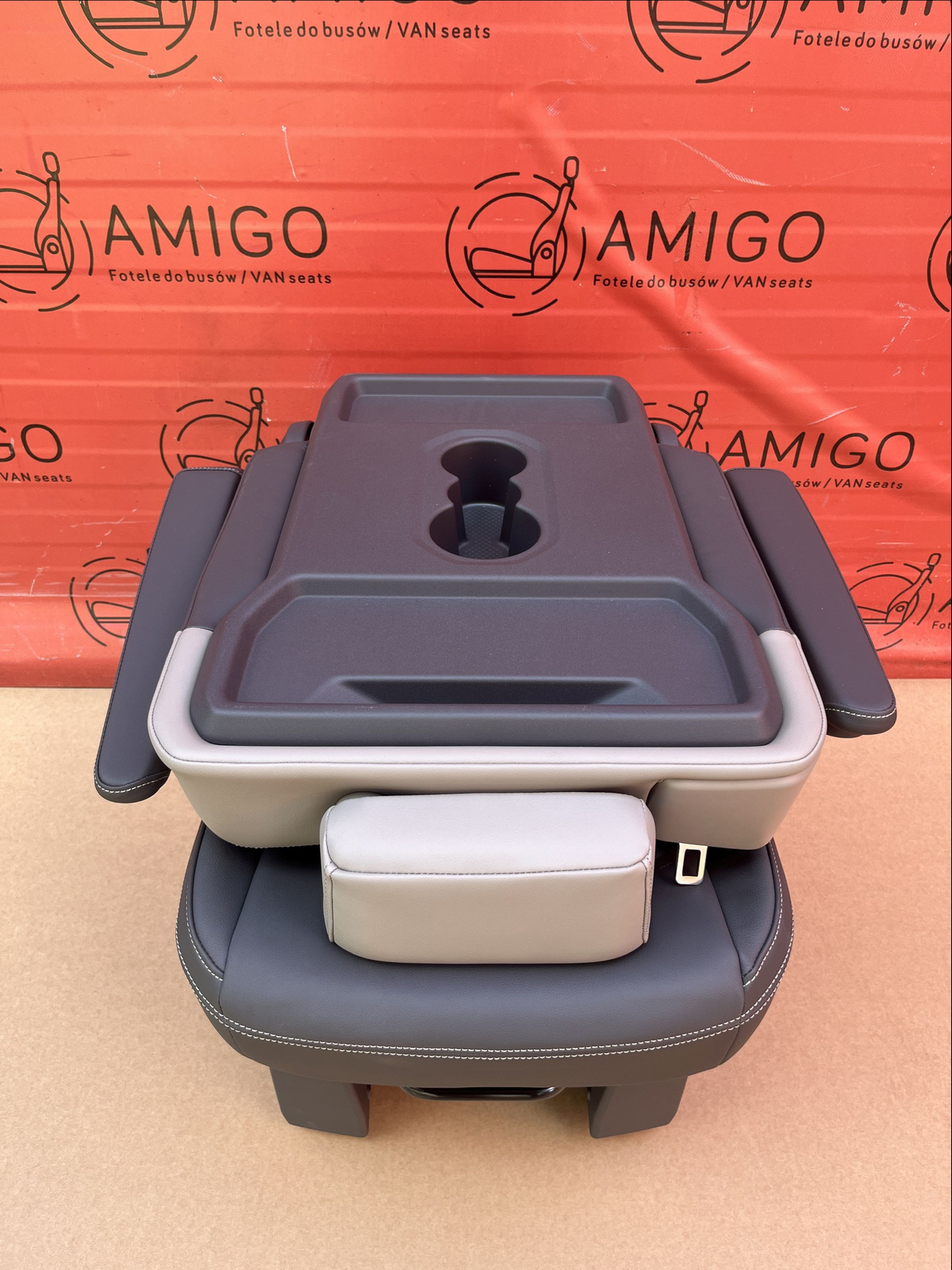 NEW VW Multivan single seat face to face with seatbelt T7 Leather Savona