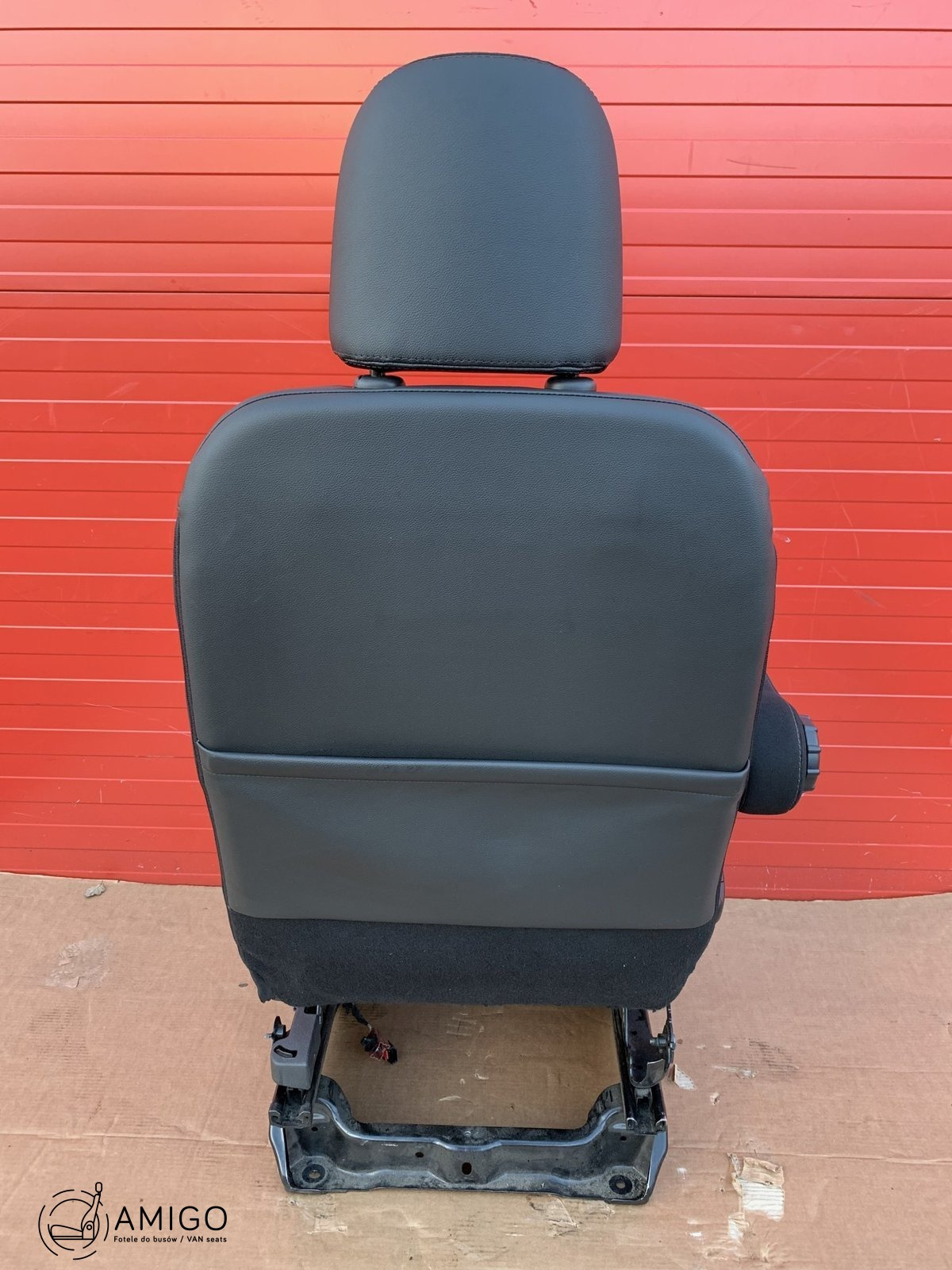 Seat passenger Fiat Talento Renault Trafic Vauxhall Vivaro NV300 armrest base