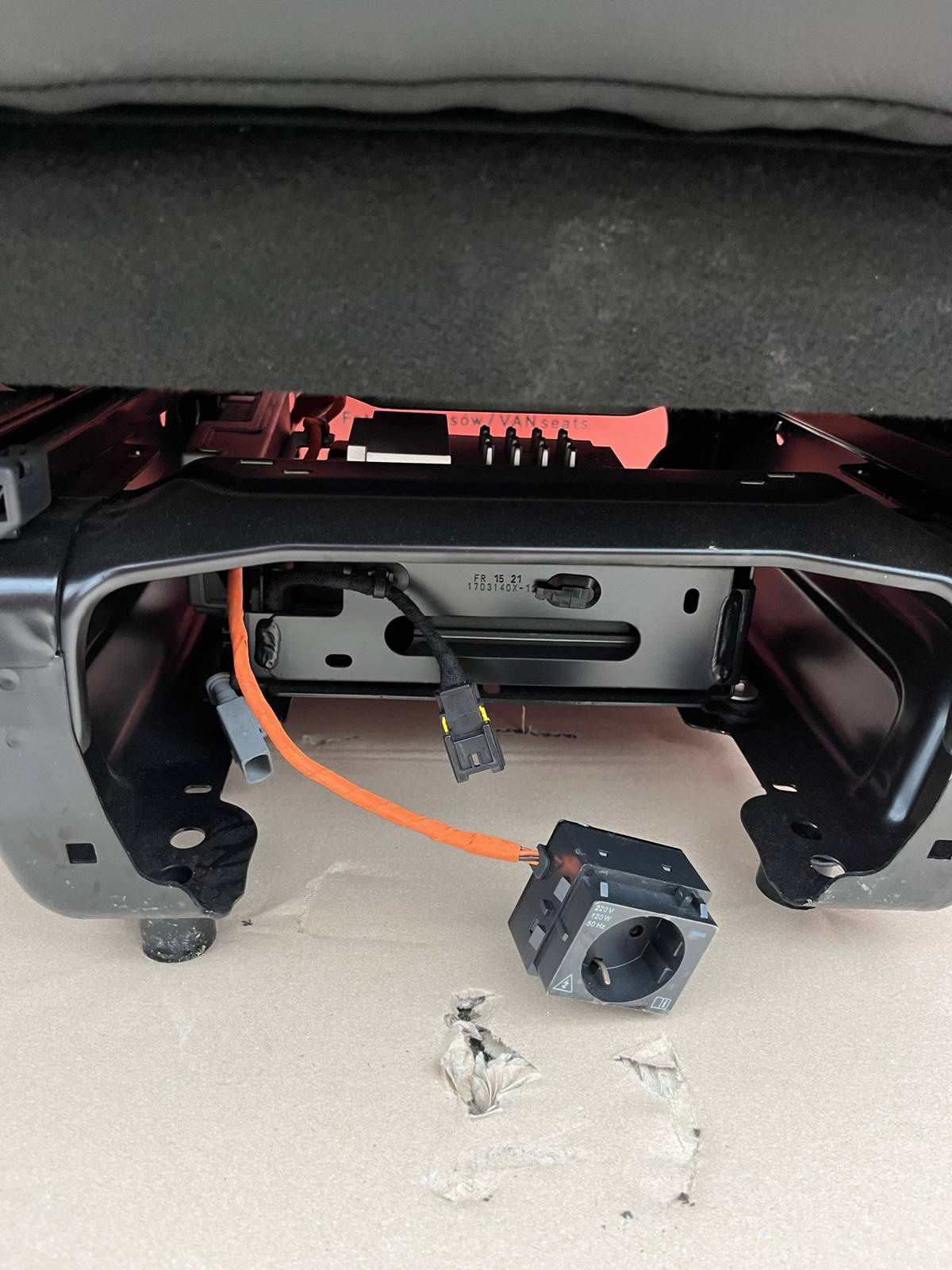 Front passenger driver seats leather Peugeot Traveller Proace Spacetourer Expert Jumpy Zafira Vivaro Scudo