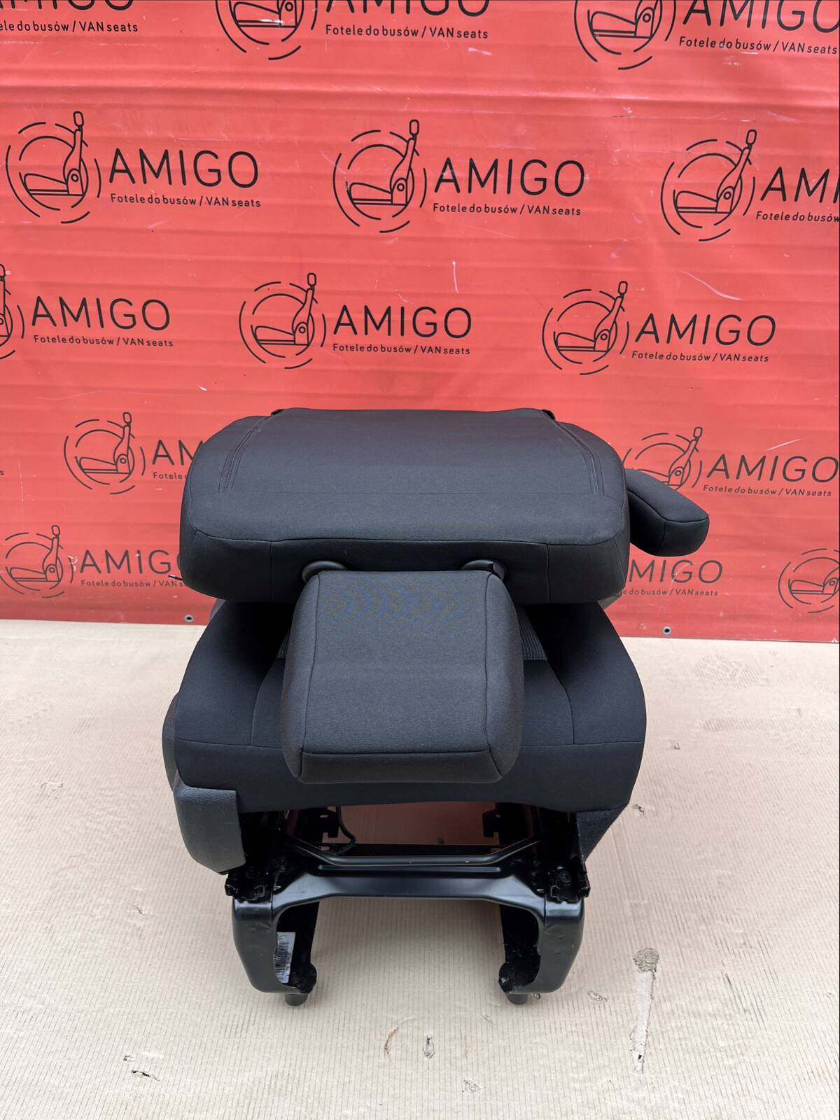 Front seat Toyota Proace Traveller Spacetourer Expert Vivaro Zafira Jumpy EU passenger | UK driver airbag