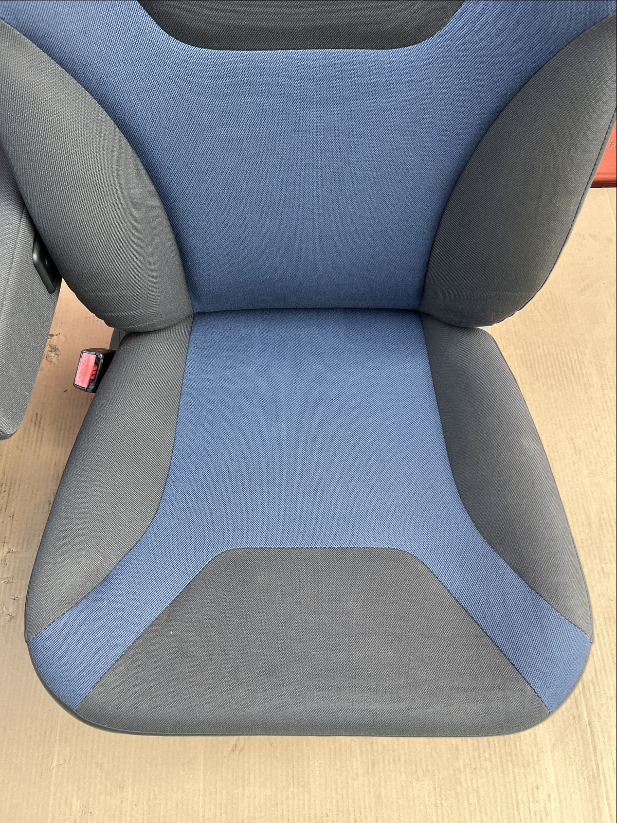 Seat driver passenger Renault Trafic Vauxhall Vivaro Nissan Primastar 2001-2014