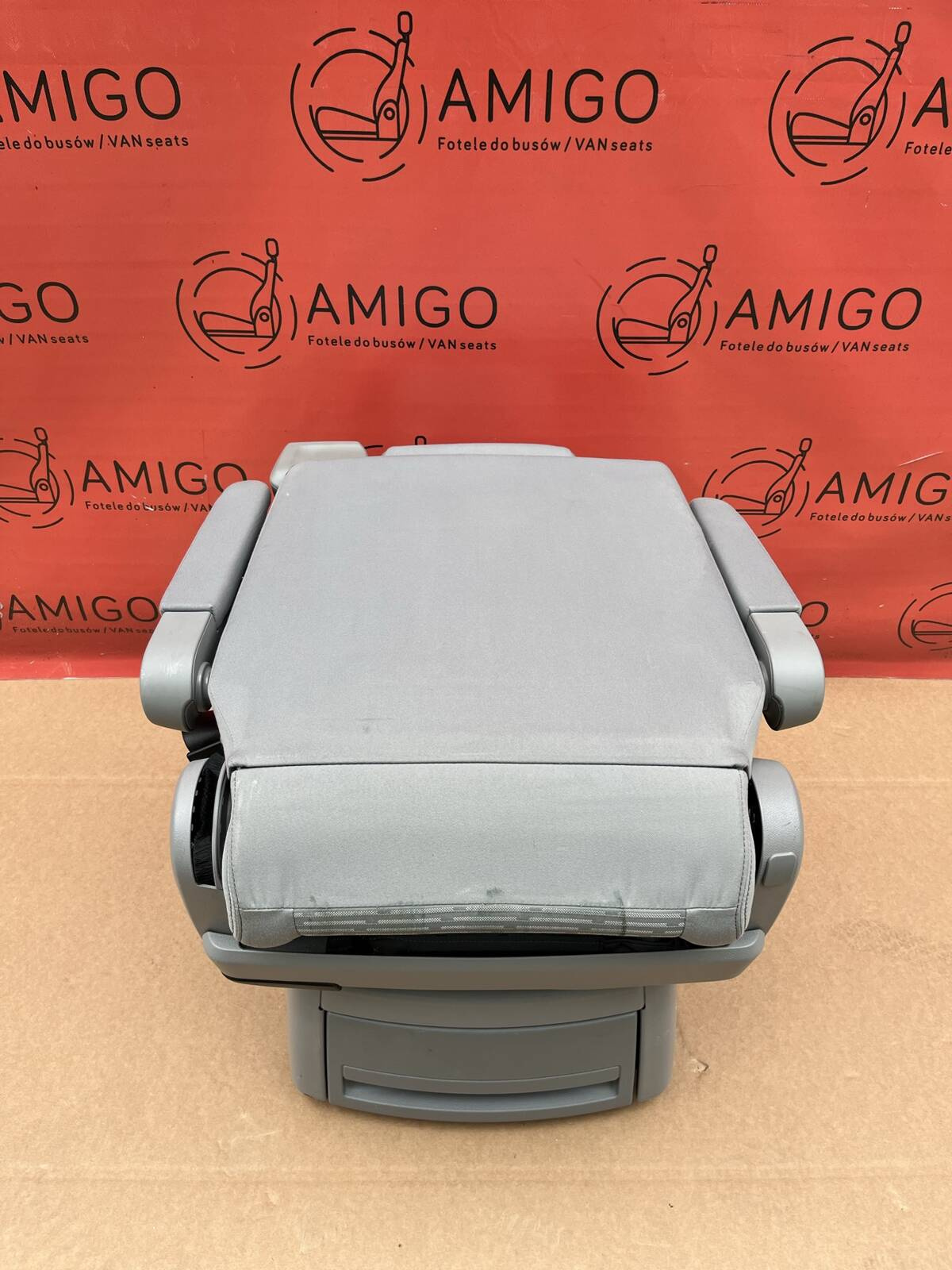 Seat VW T6 Multivan Cheyennvel rear t5e grey ISOFIX swi