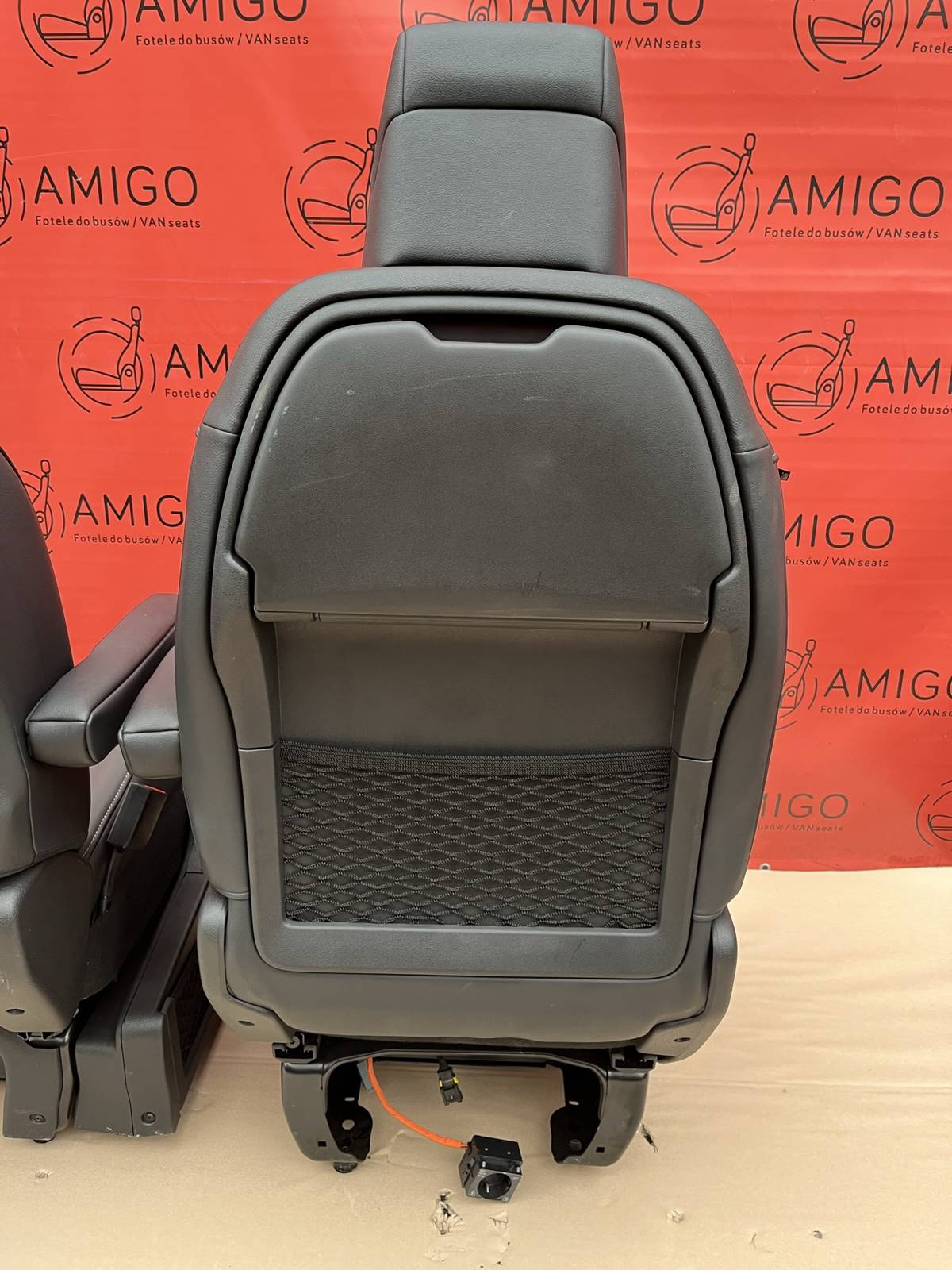 Front passenger driver seats leather Peugeot Traveller Proace Spacetourer Expert Jumpy Zafira Vivaro Scudo