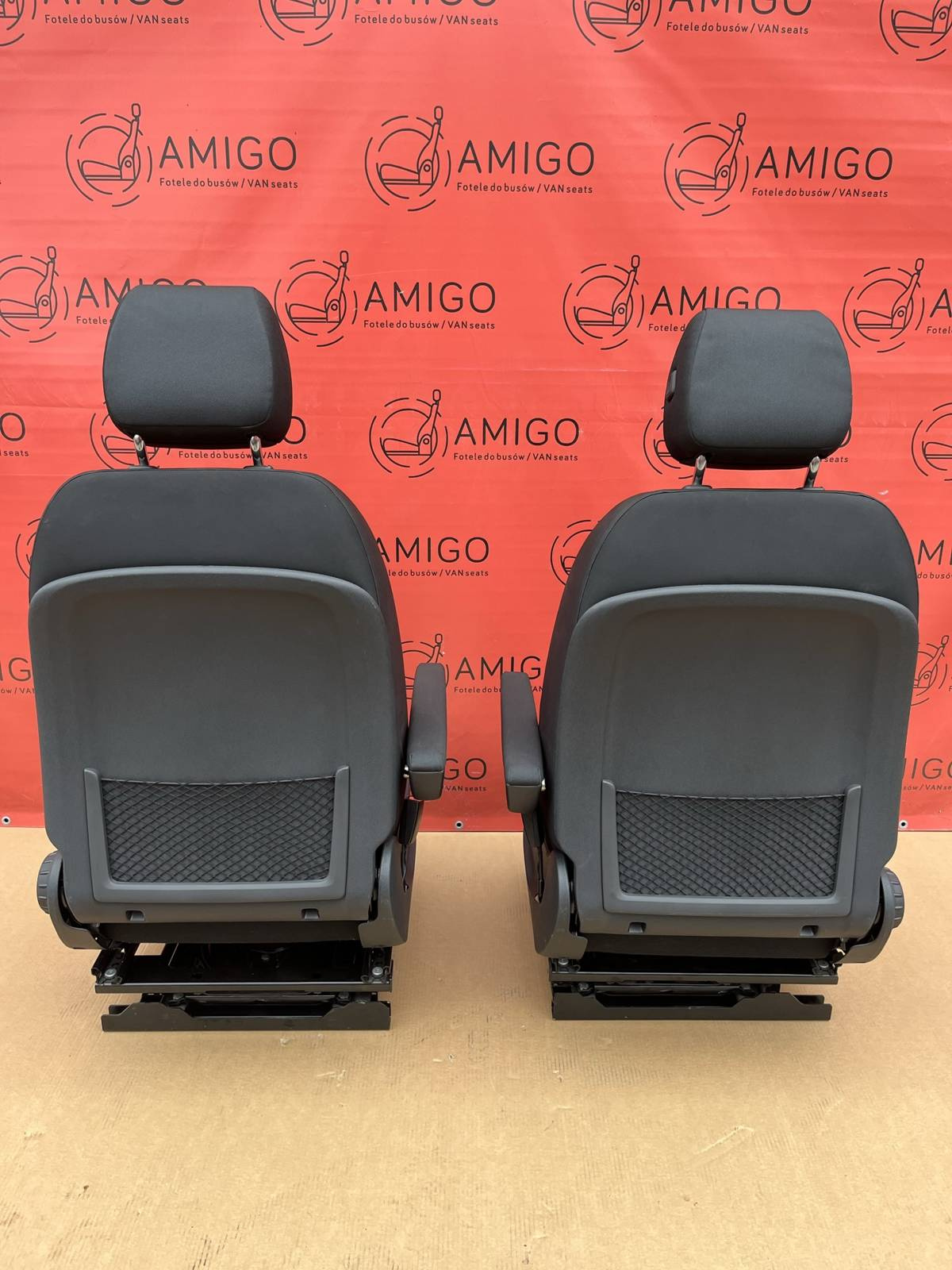 Seats Mercedes Sprinter W907 passenger driver adjustments comfort SWIVEL Maturin W906