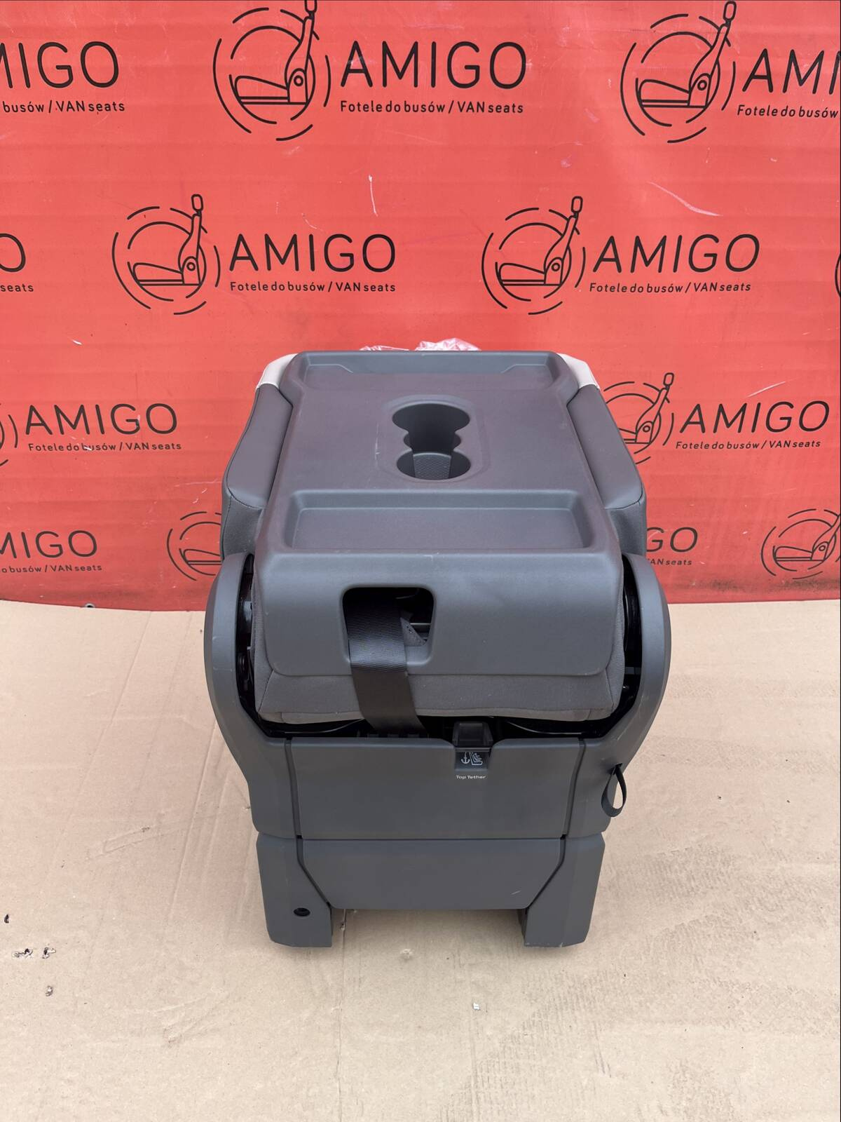 Seat NEW VW Multivan single middle with belt ArtVelours Raven Sandwick T7