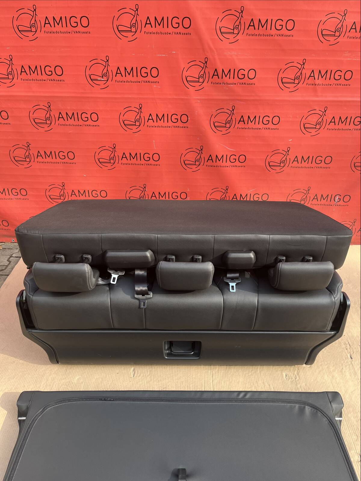 Seat rear bench bed Renault Trafic SpaceClass Escapade Black Leather