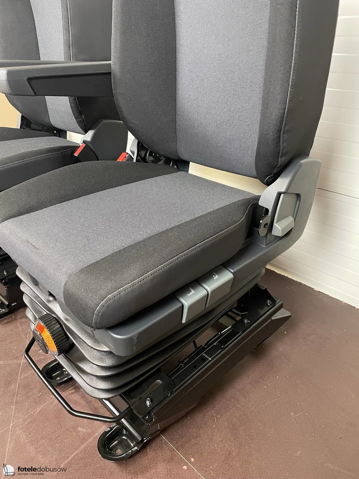 Seat Opel Vauxhall Movano Master NV400 passenger driver adjustments suspension seats