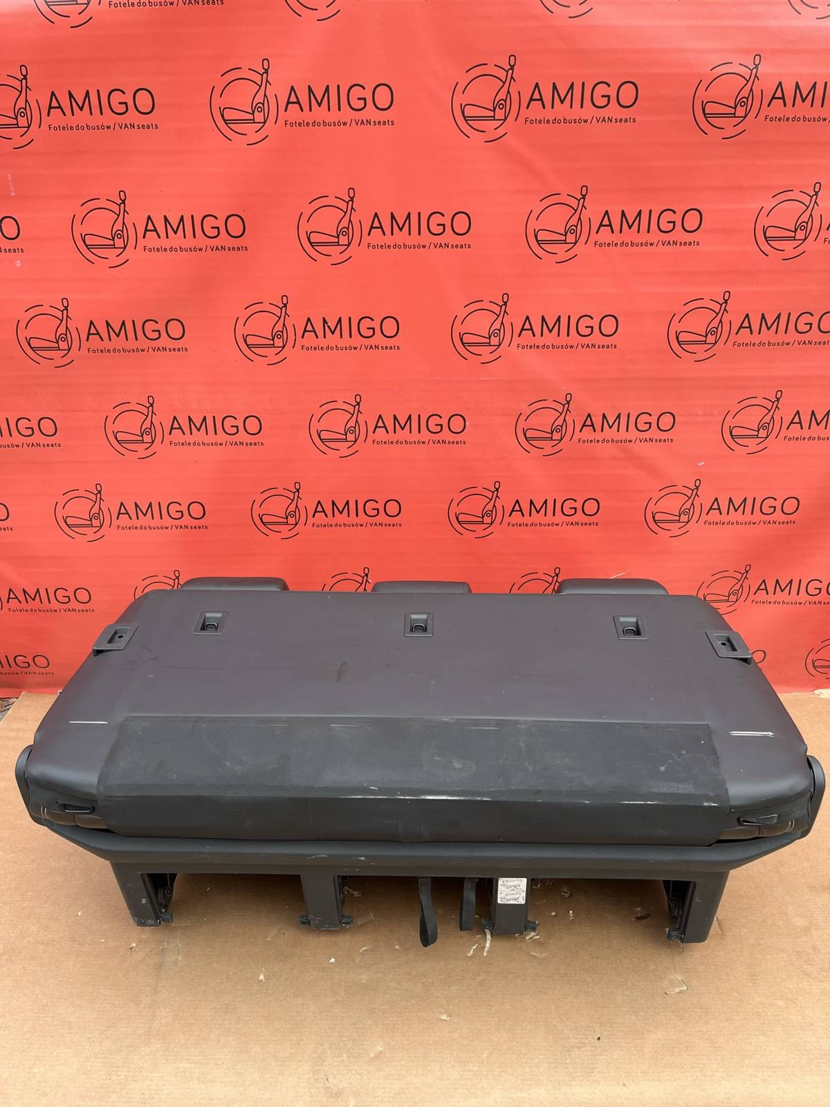 Bench rear triple seat VW T6 Mocha brown leather Multivan Caravelle t5