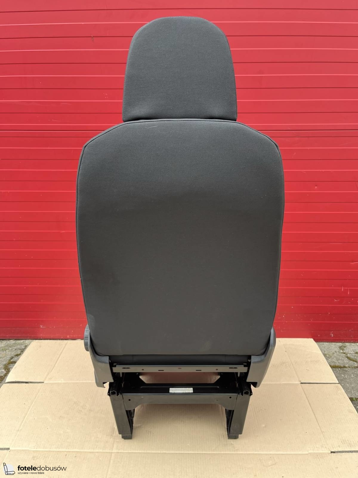 Seat VW Crafter II MAN TGE 2016-2022 driver captain seat | EU passenger seat airbag