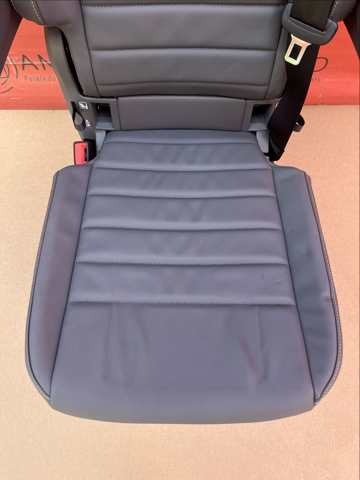 NEW VW Multivan single seat face to face with seatbelt T7 Leather Savona