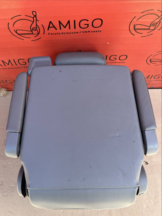 Seat single VW T5 Multivan Caravelle grey leather rear t6 swivel