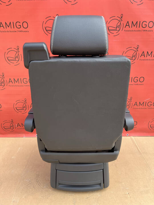 Seat single VW T5.1 T5 GP Multivan Caravelle PanAmericana rear t6 swivel