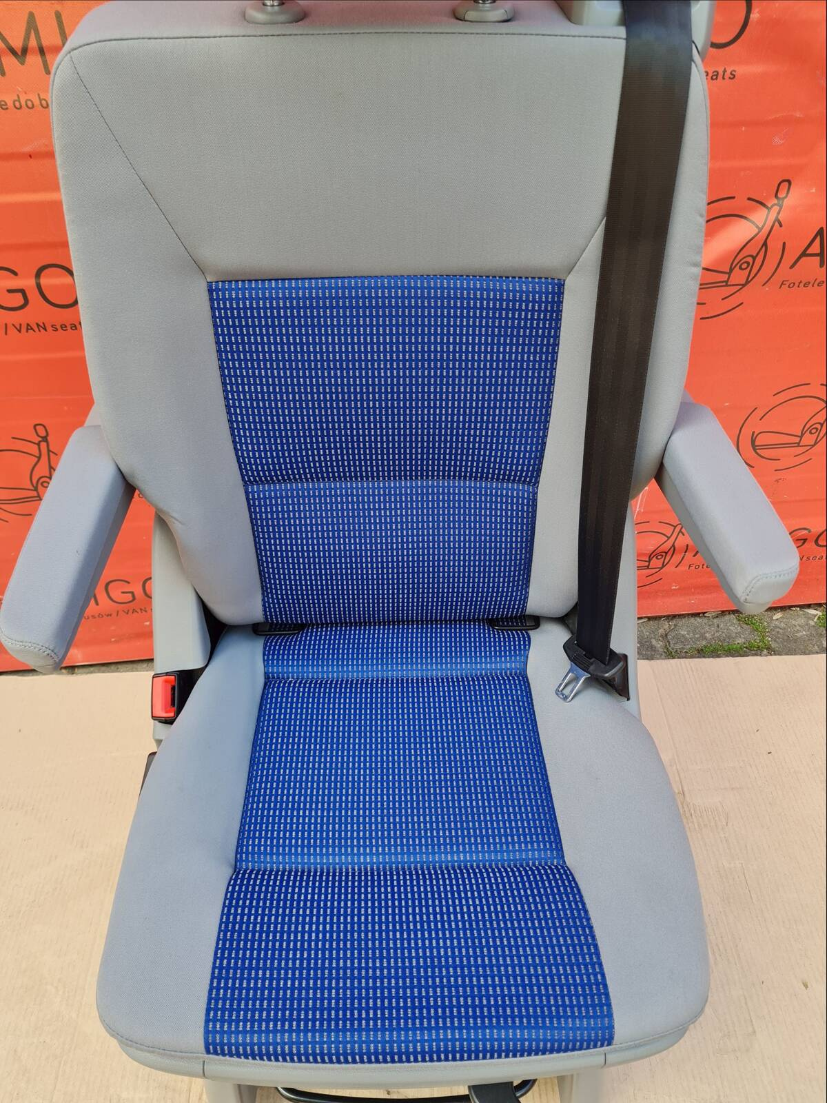 Seat VW T5 T5.1 California Multivan Caravelle swivel rear single