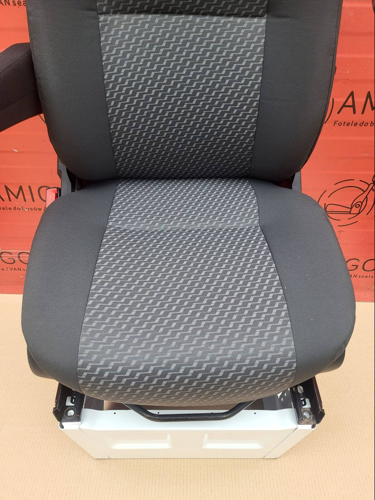 Seat VW Crafter I 2006-2016 UK passenger | EU driver tasamo armrest