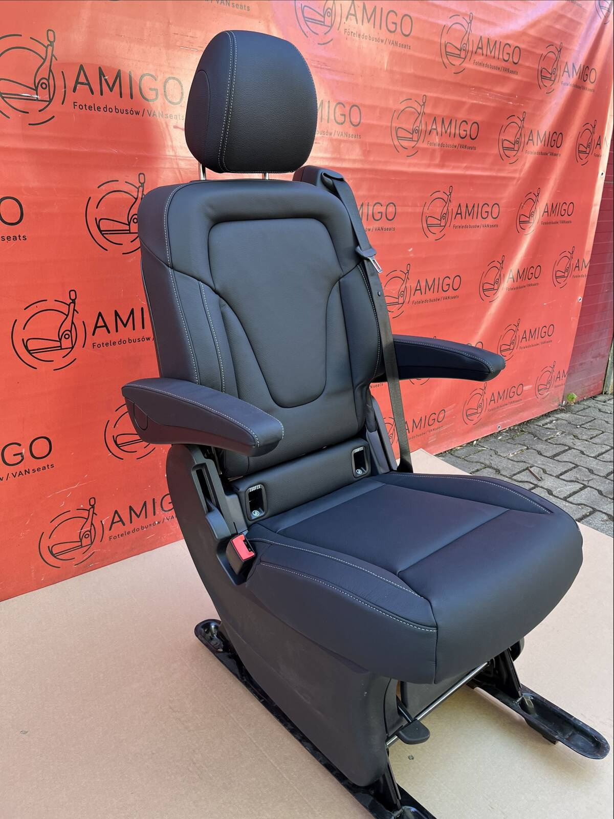 Seat single rear Mercedes V-class W447 Leather Lugano Black NEW