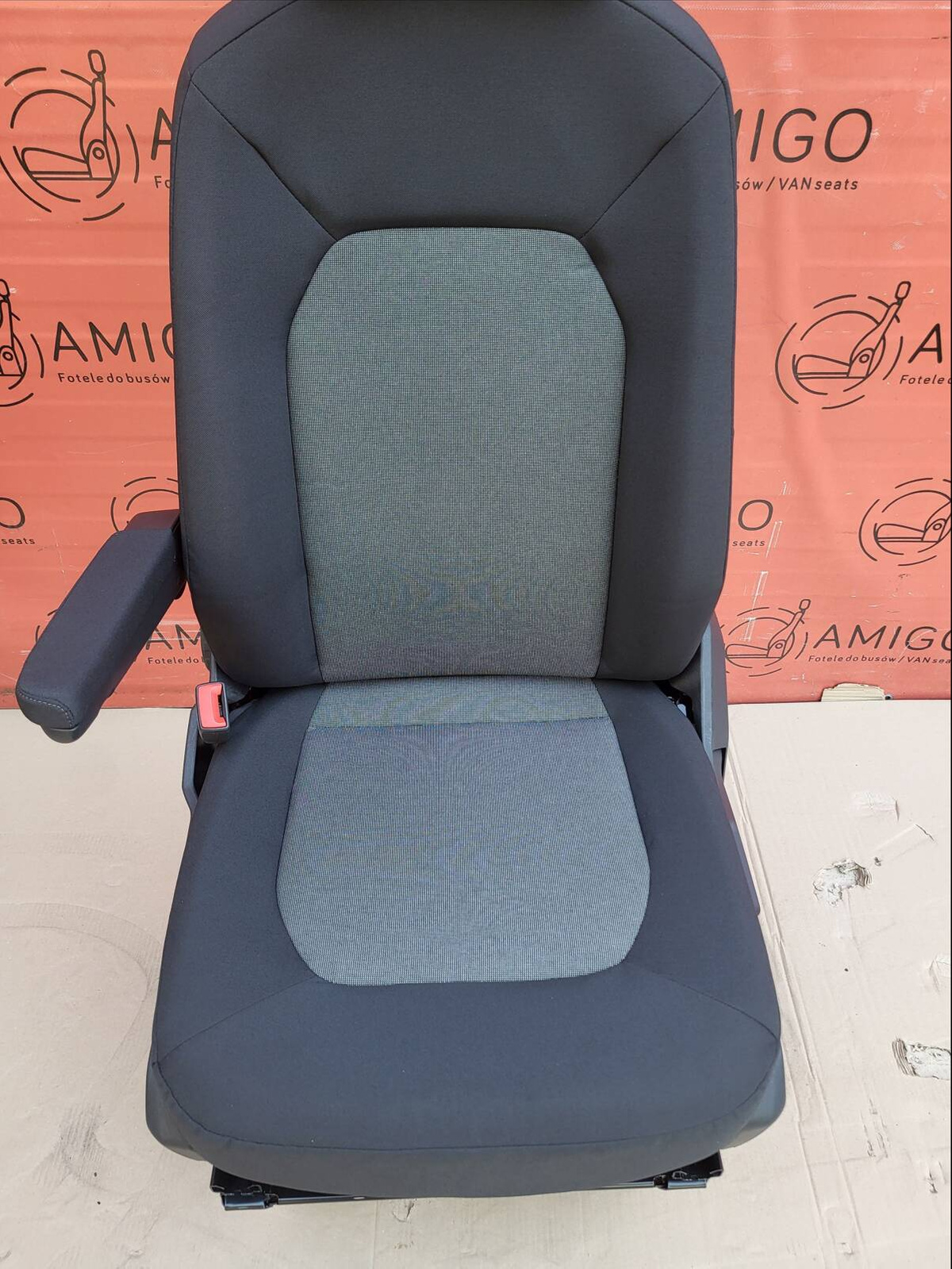 Seat VW Crafter UK passenger | EU driver seat armrest