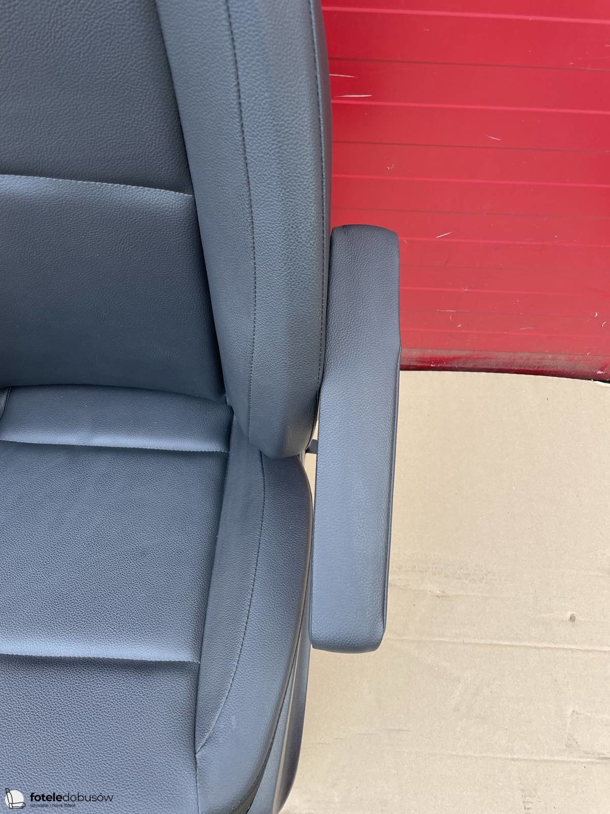 Seat Mercedes Vito W447 EU passenger | UK driver armrest adjustments Leatherette