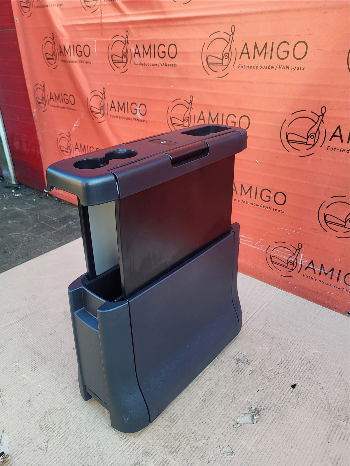 Mercedes V-class W447 Genuine Table Rear for rails W639