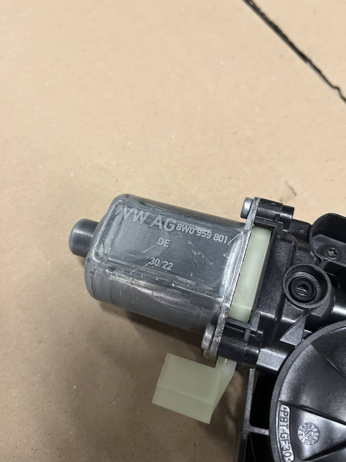 VW CRAFTER MAN TGE Right Window Regulator with motor 7C0837462A 8W0959801