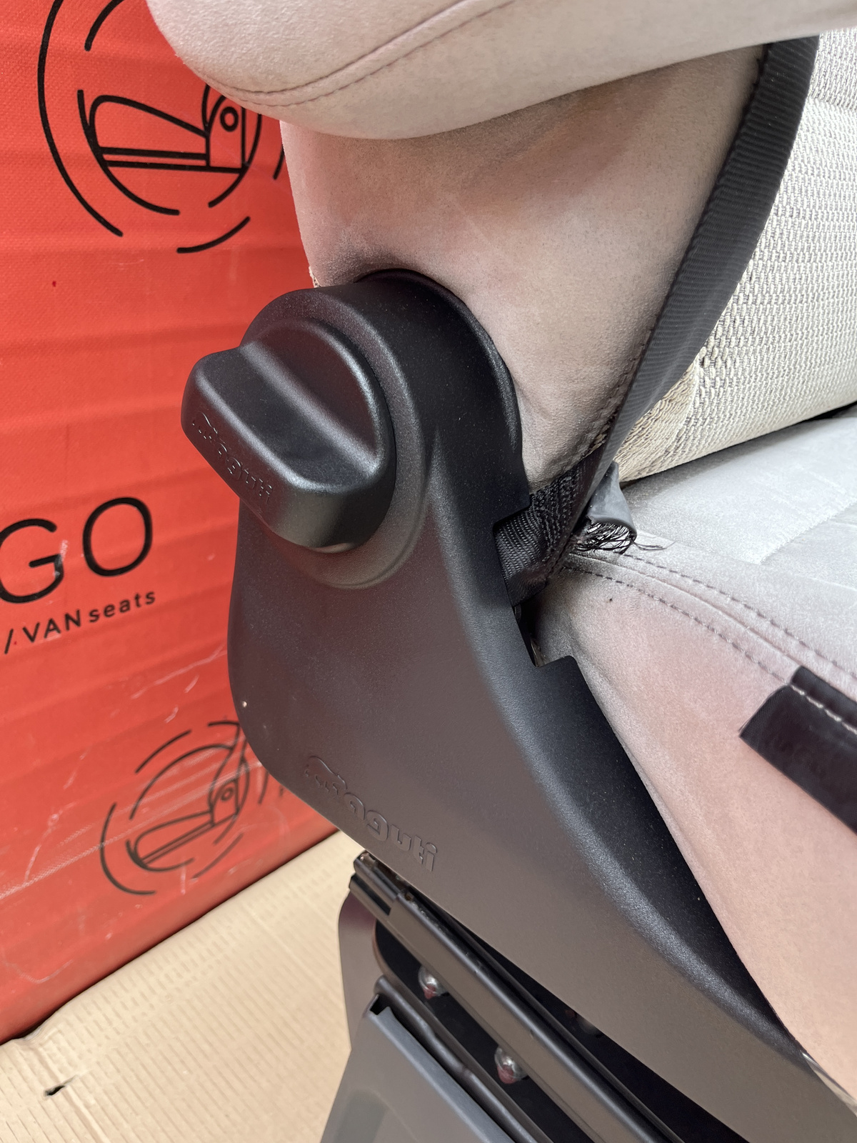 Seats Aguti Fiat Ducato Boxer Relay left right swivel driver seat passenger CAMPER HYMER