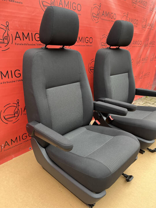 Driver passenger Captain swivel seats seat VW T6.1 Caravelle t5 Double Grid