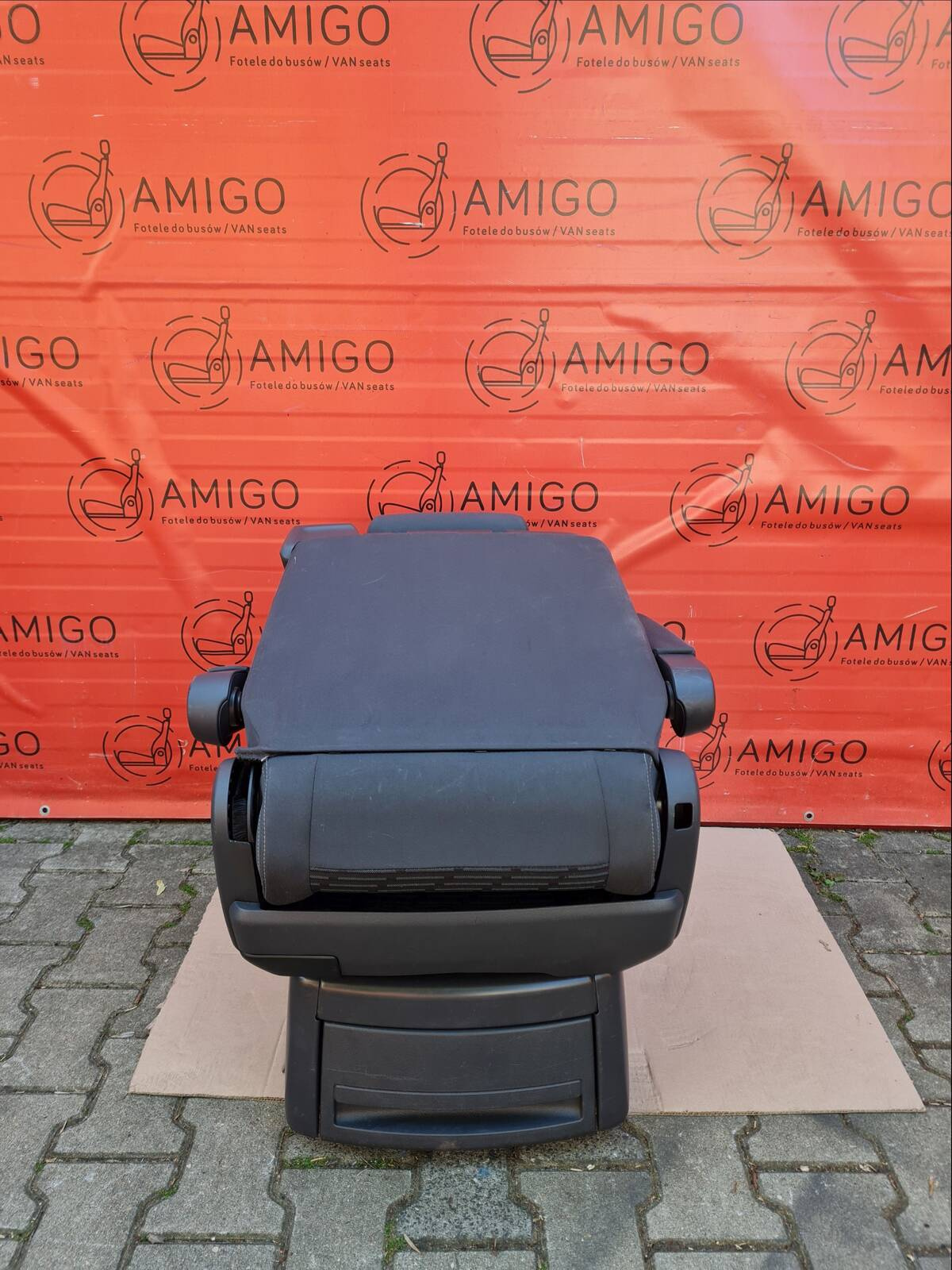 Seat VW T5.1 T5 Multivan Caravelle Cheyenne anthracite swivel rear for child