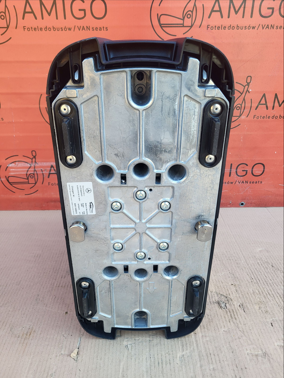 Mercedes V-class W447 Genuine Table Rear for rails W639