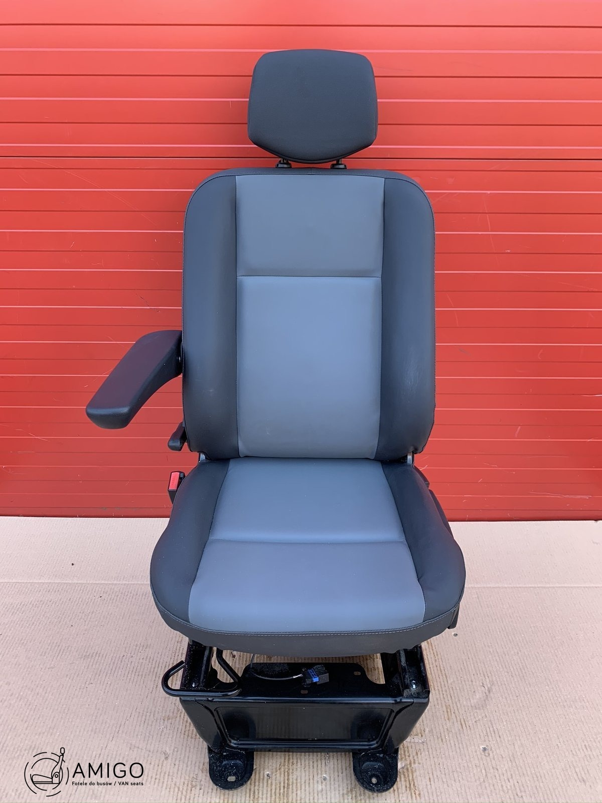 Seat Opel Vauxhall Movano Master NV400 captain UK passenger | EU driver adjustments armrest
