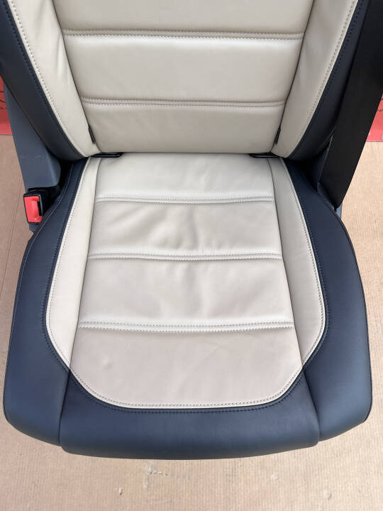 Seat VW T6 Multivan Caravelle Leather Desertbeige swivel rear T5 T6.1