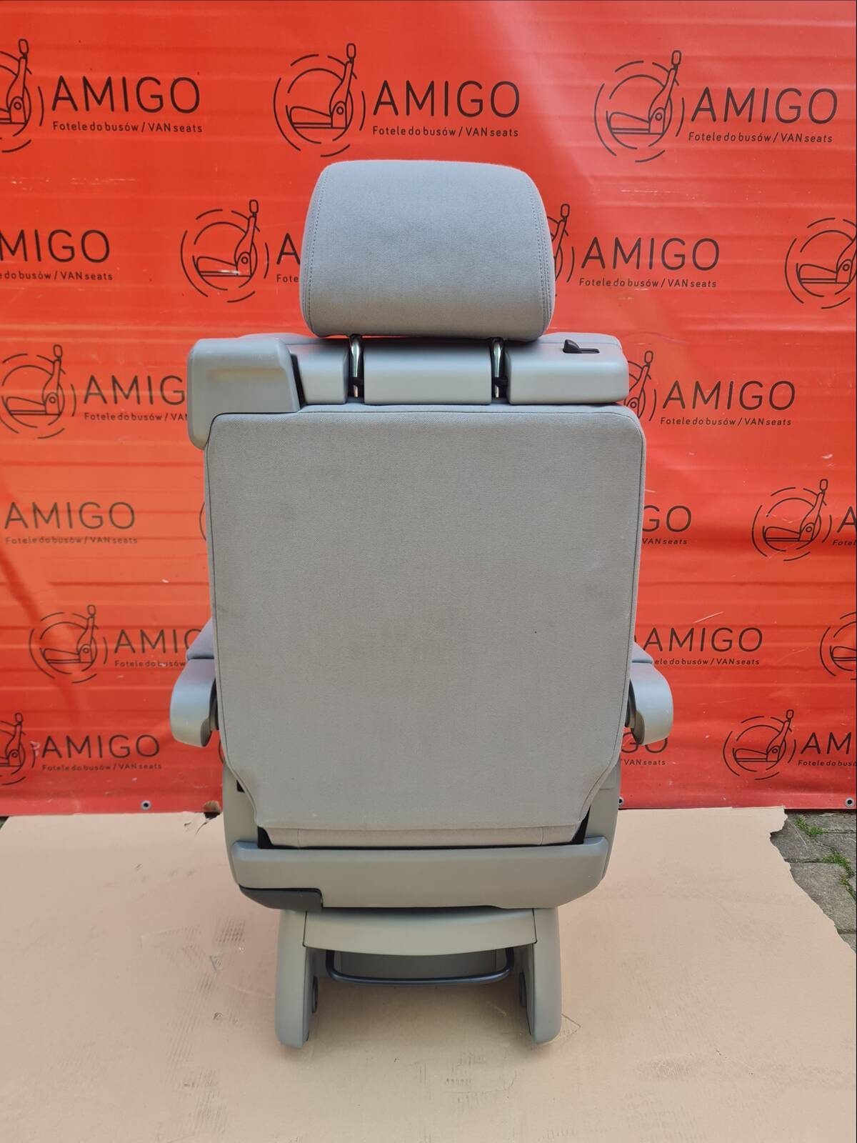 Seat VW T5.1 T5 Multivan Caravelle DUO grey swivel rear for child