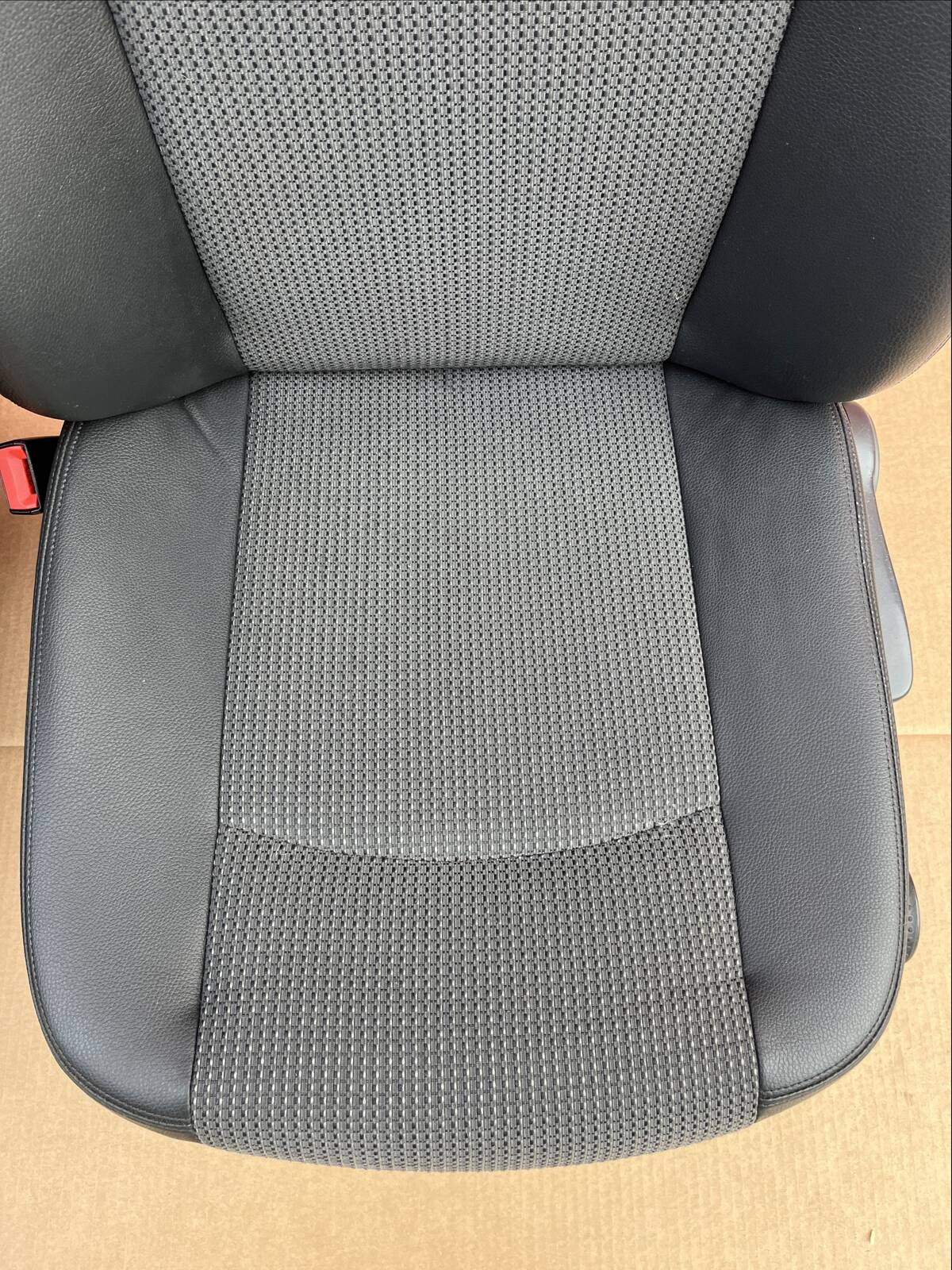 Seat Mercedes Vito W639 driver passenger 2003-2014 armrest adjustments heated