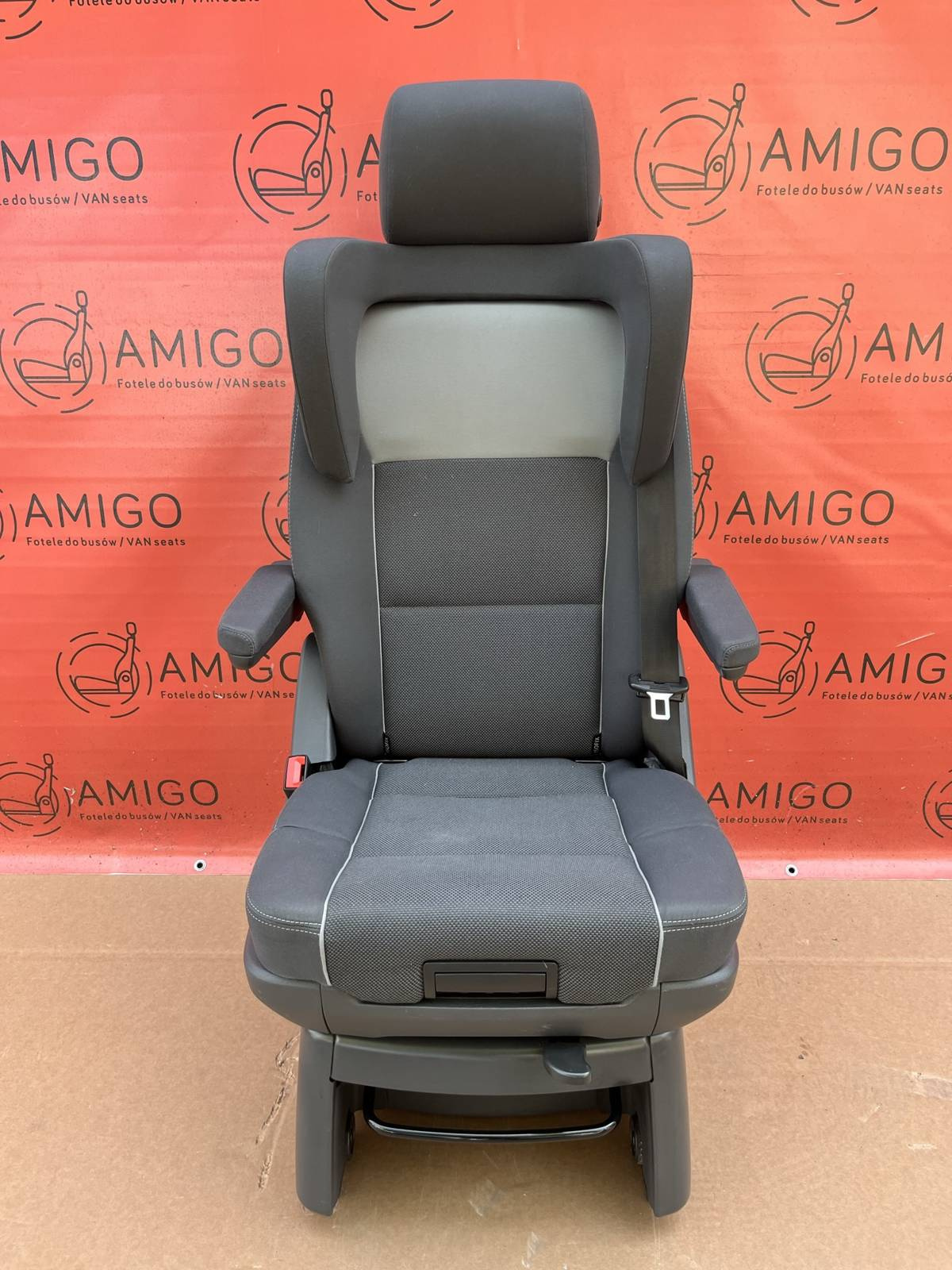 Seat VW T5.1 T5 Multivan Caravelle MILAN swivel rear for child