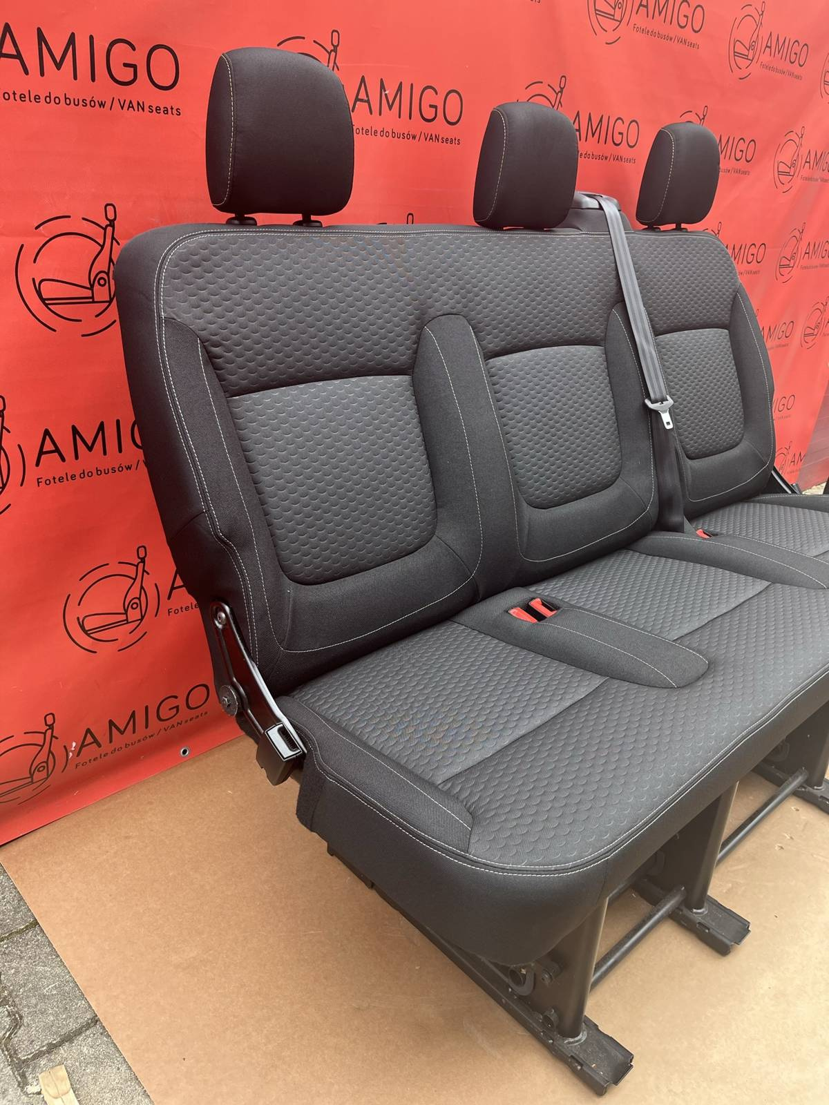 Seat triple bench Renault Trafic Opel Vauxhall Vivaro NV300 Talento Connect Black