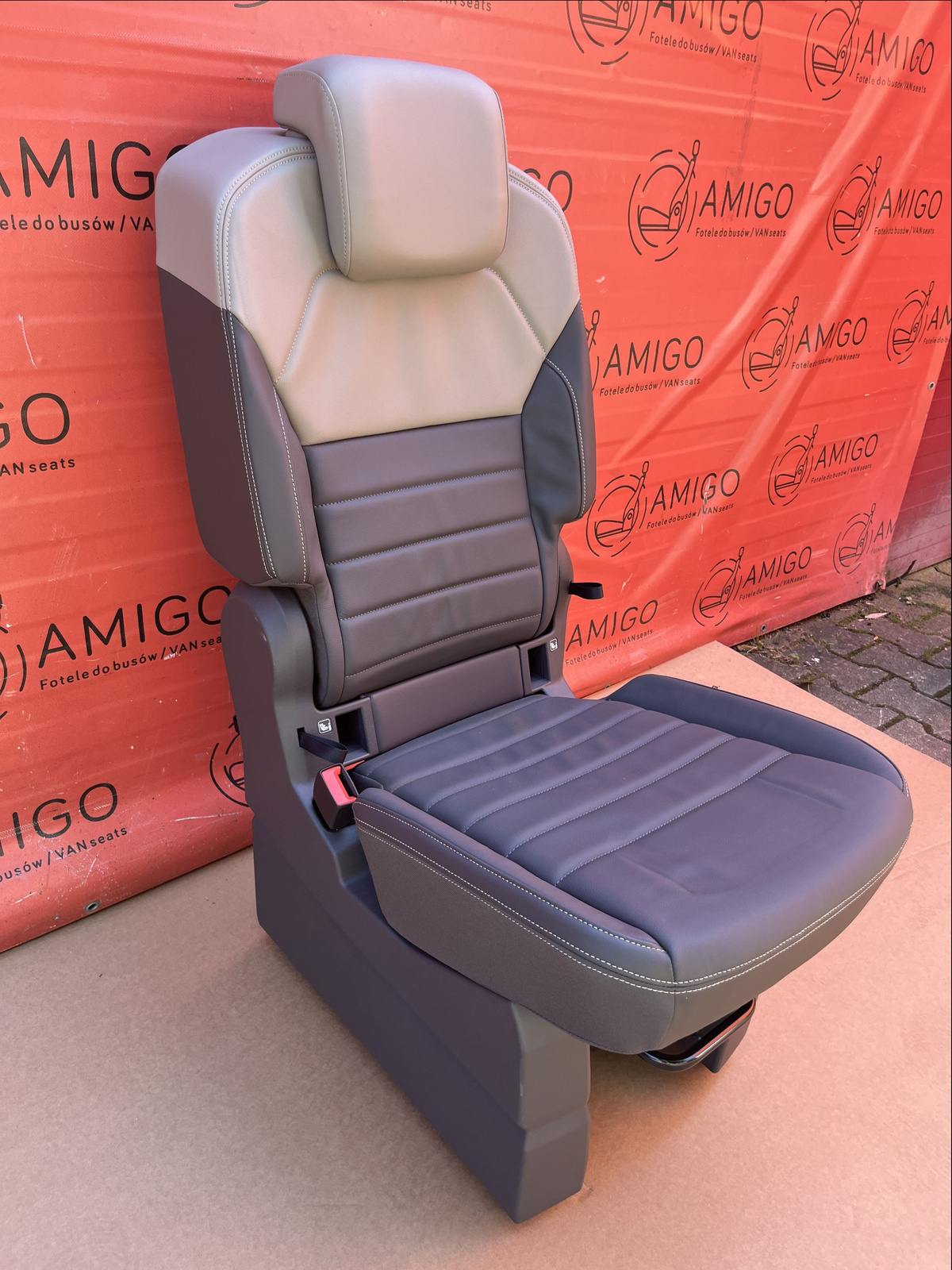 Seat NEW VW Multivan single T7 leather Savona Left