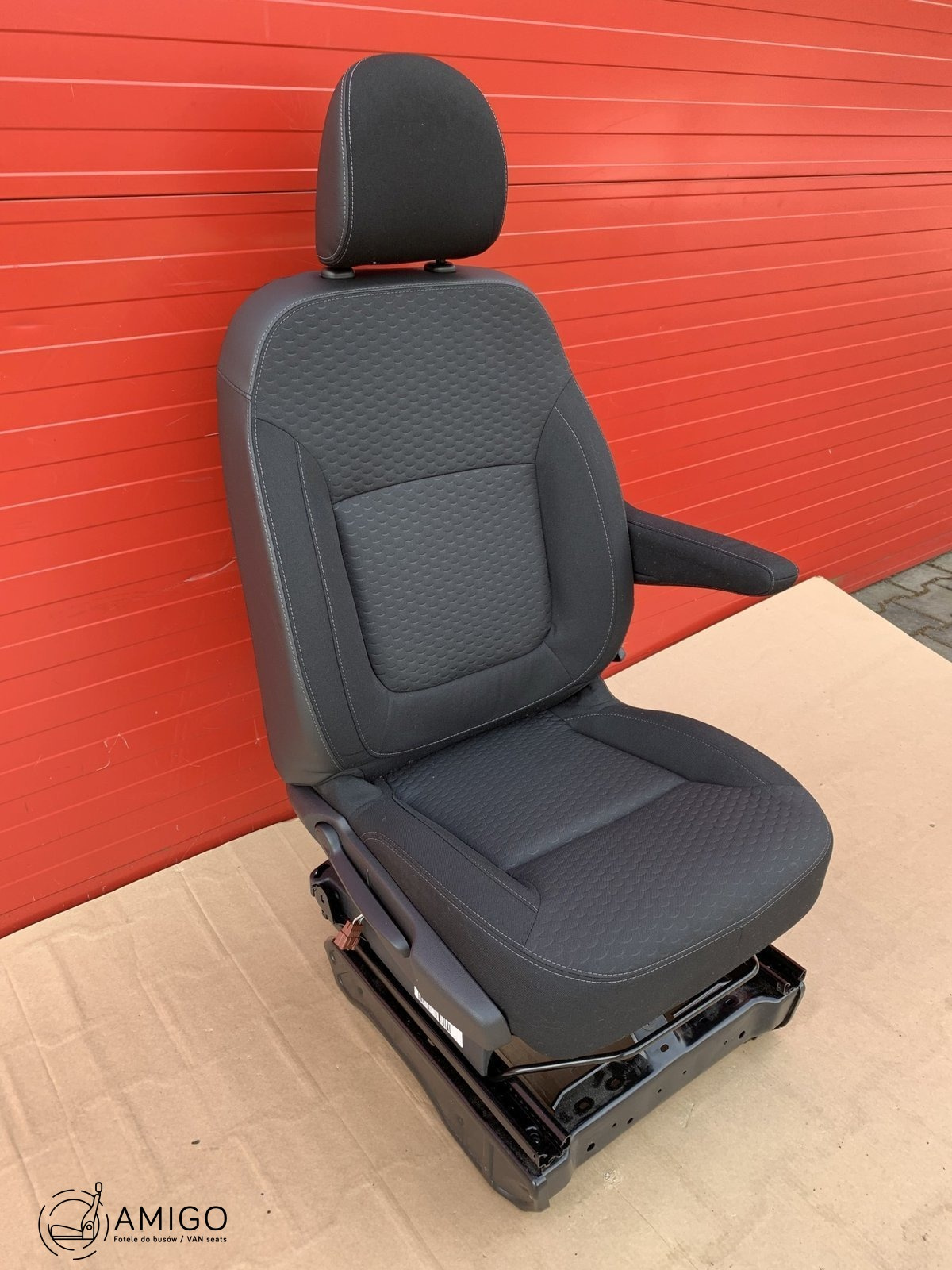 Seat UK driver | EU passenger Renault Trafic Opel Vauxhall Vivaro NV300 Talento | EU passenger