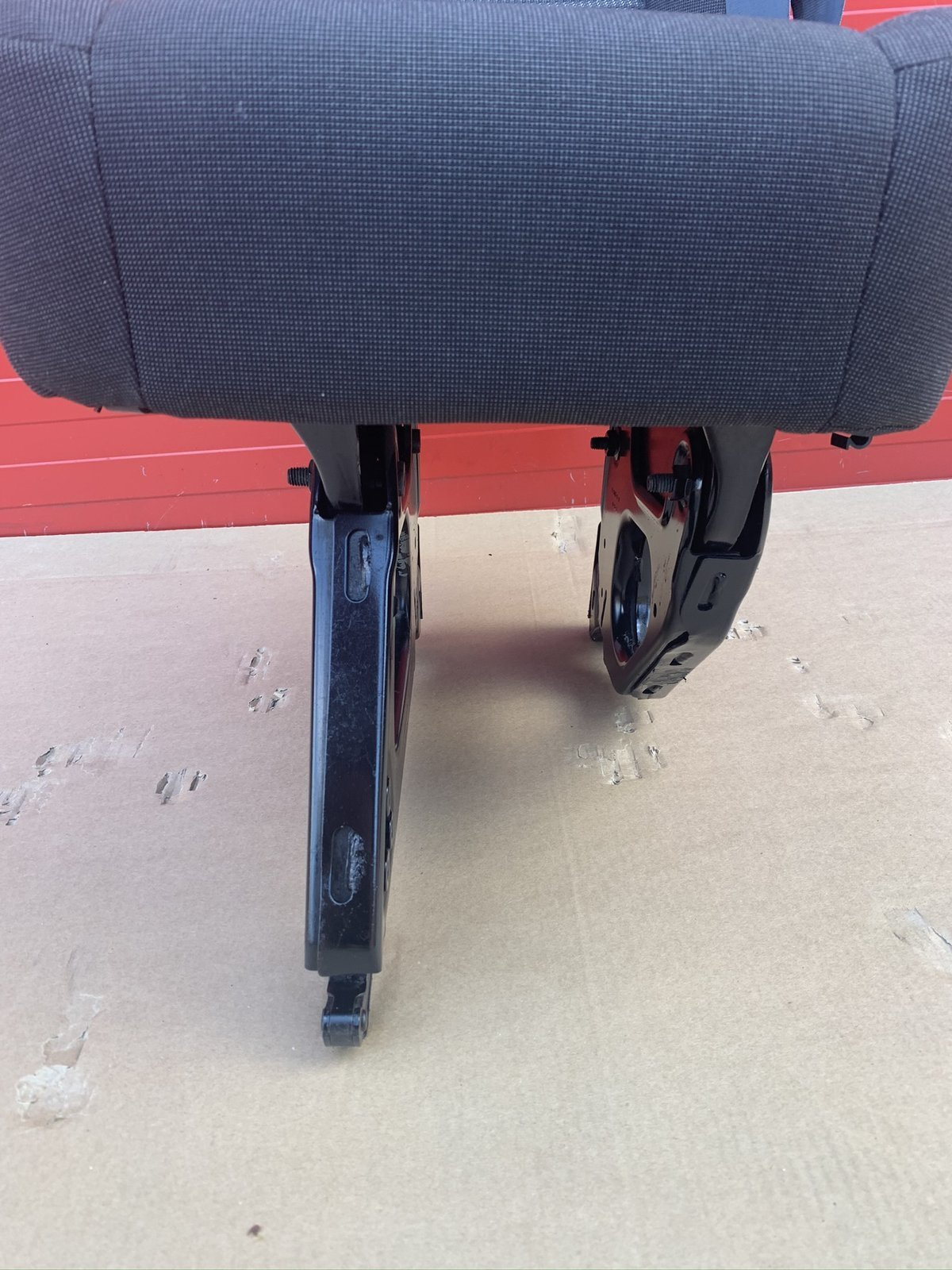 Seat Ford Transit MK8 single rear V363 Traxon