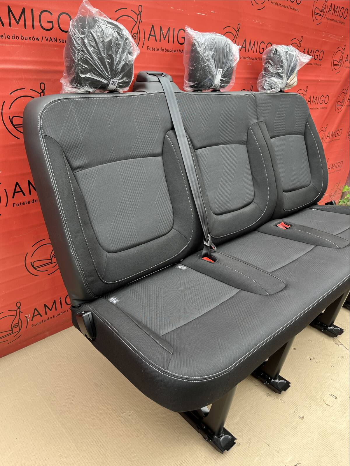 Seat triple bench 2nd row Renault Trafic Opel Vauxhall Vivaro NV300 Talento JAVA RHD