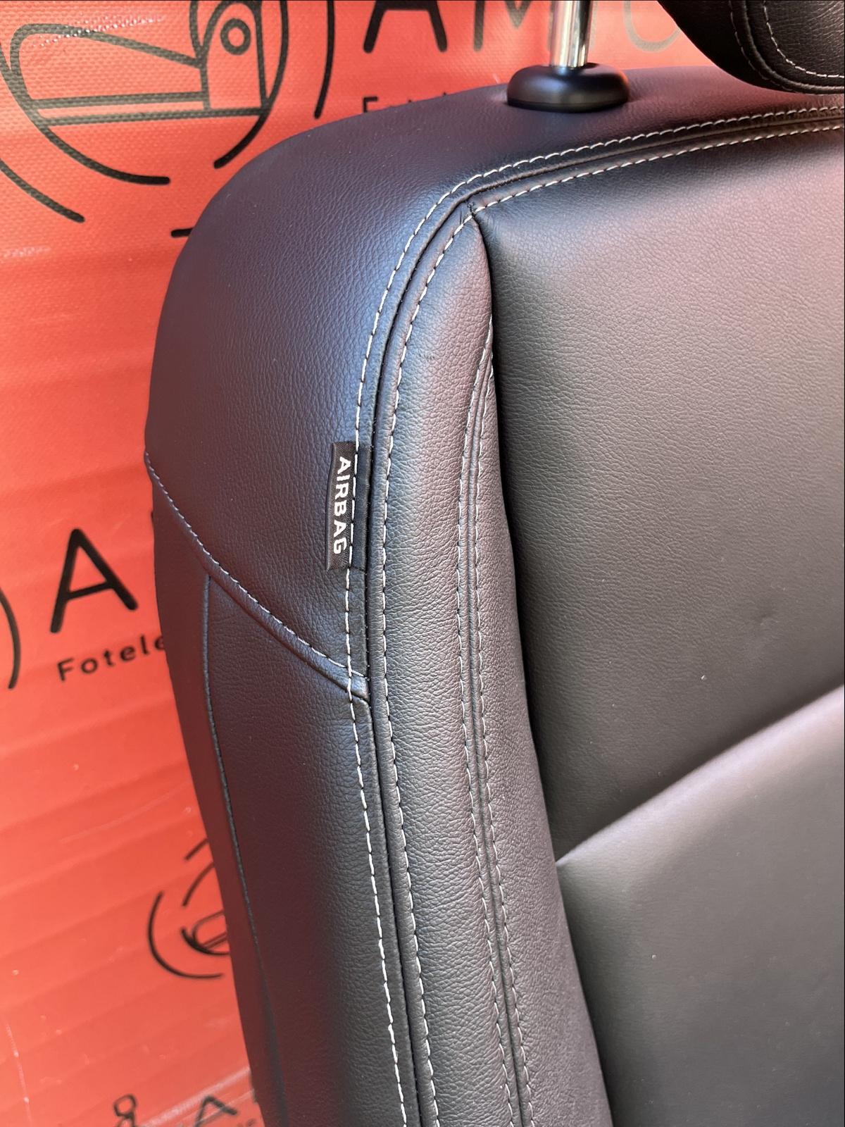 Seat UK driver | EU passenger Renault Trafic SpaceClass Vivaro NV300 Talento