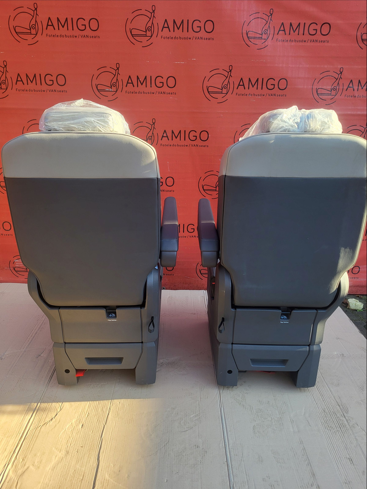 NEU VW Multivan T7 Sitze armlehne isofix Leder links rechts