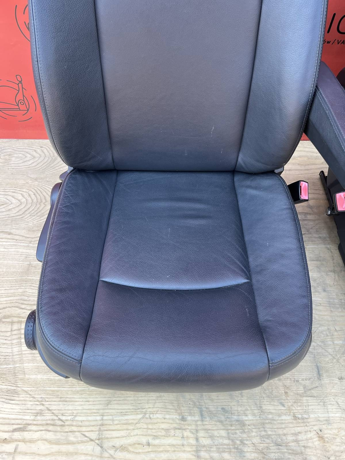 Seat Mercedes Viano Vito W639 driver passenger 2003-2014 armrest adjustments electric