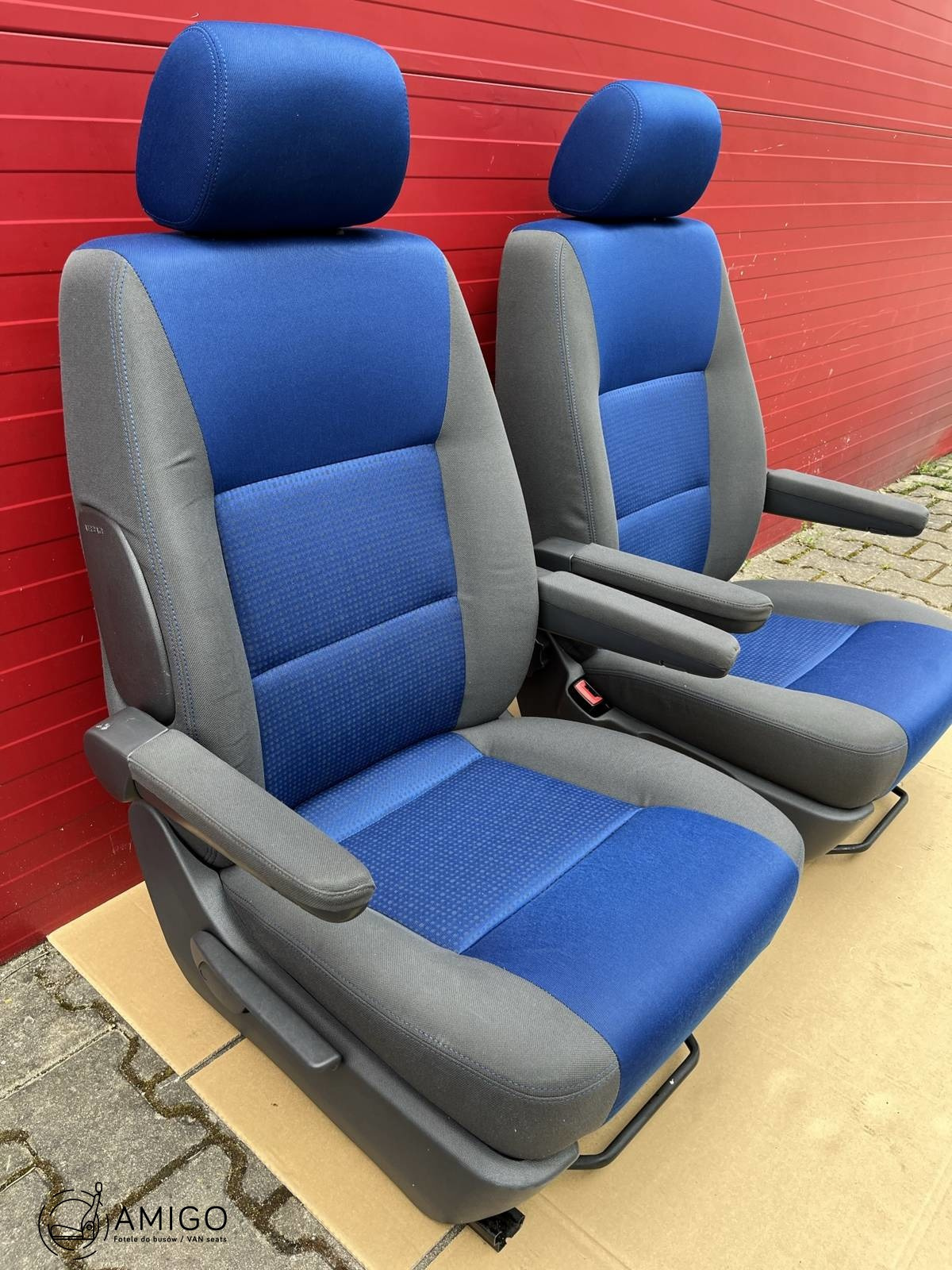 Driver passenger Captain seats seat airbag VW T5 Anthracite DUO BLUE Caravelle