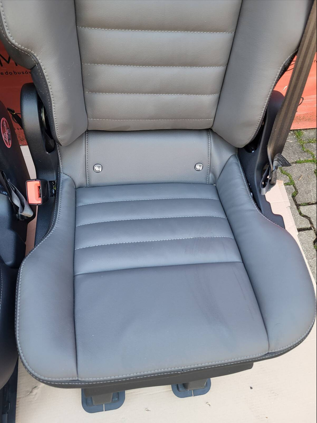 Ford Transit Custom Tourneo passenger compartment 3x seat single seat seats Salerno leather