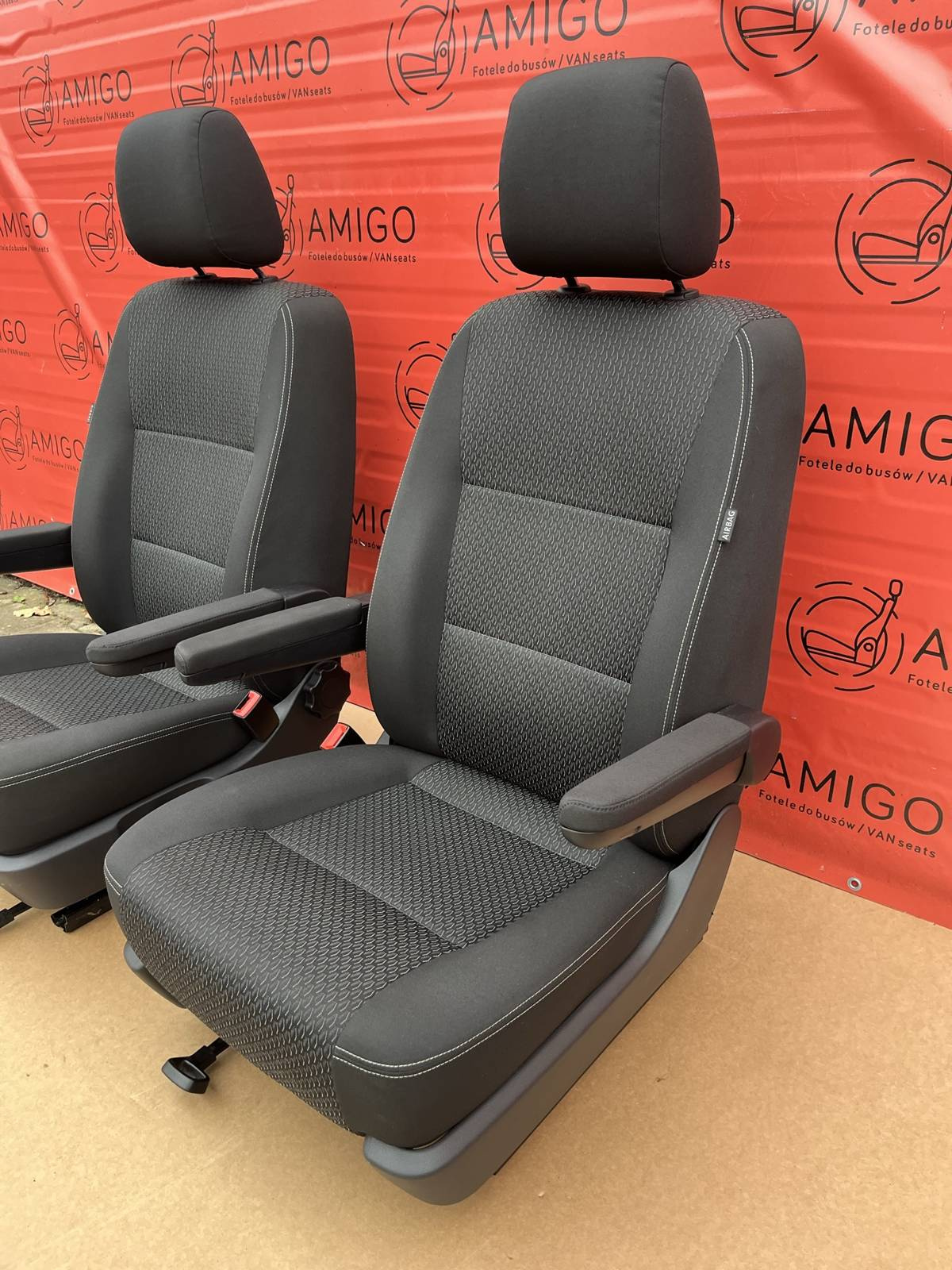 Driver passenger Captain swivel seats seat VW T6 Caravelle t5 Kutamo airbag heated