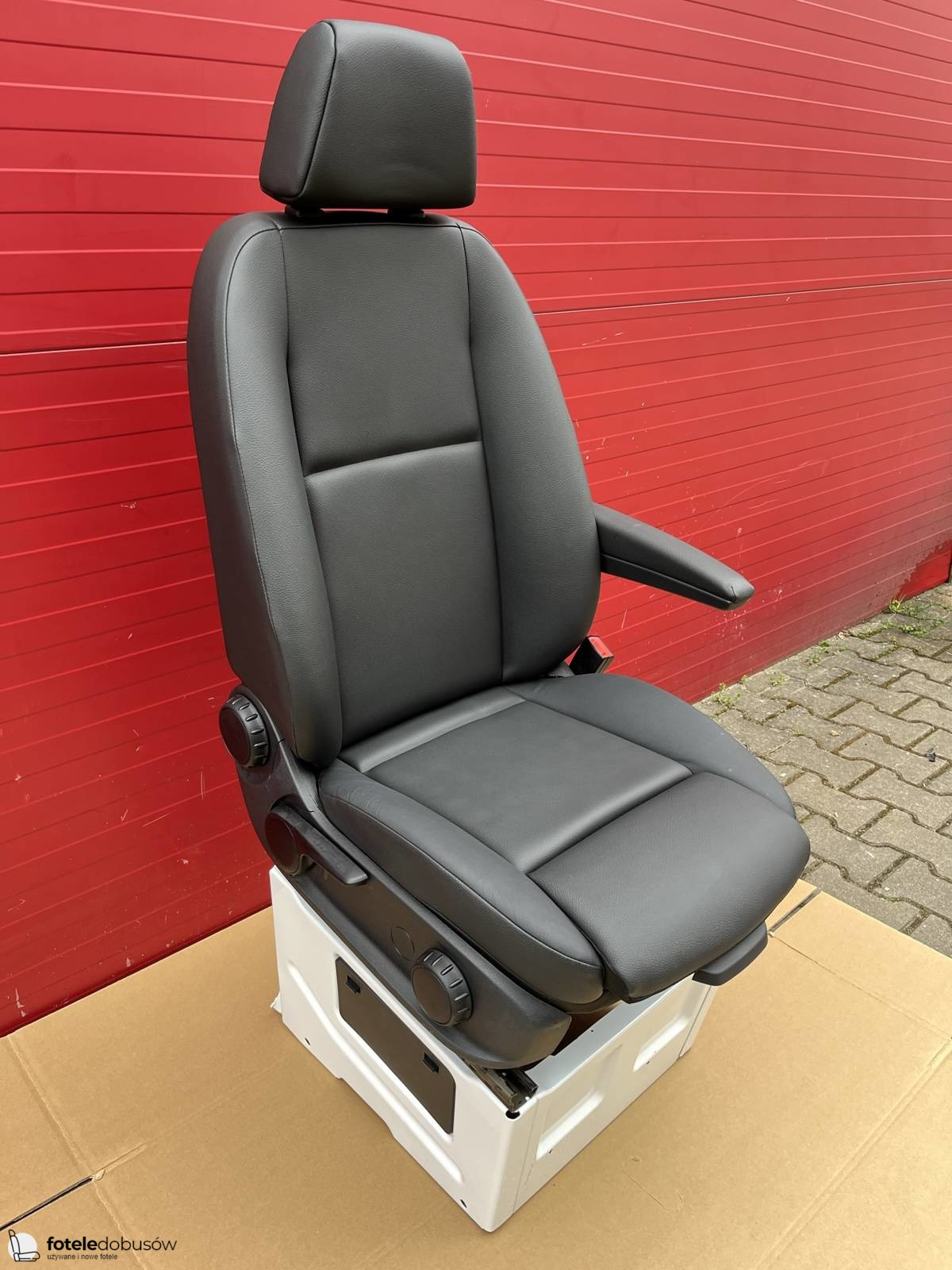 Seat Mercedes Sprinter W907 EU passenger seat | UK driver 2018-2022 Artico with base