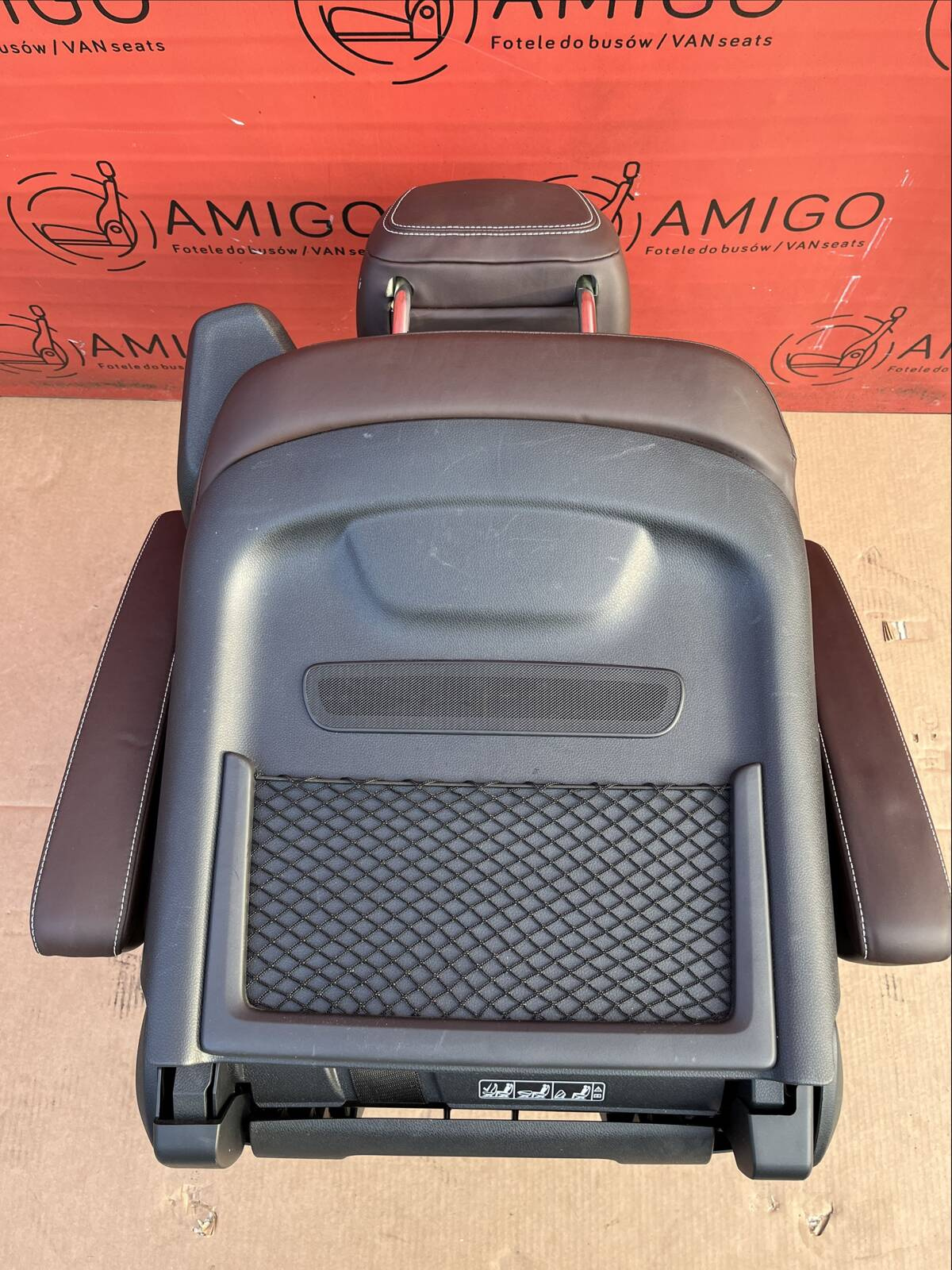 Seat single rear Mercedes V-class W447 Leather Nappa Maron Brown heated ventilated