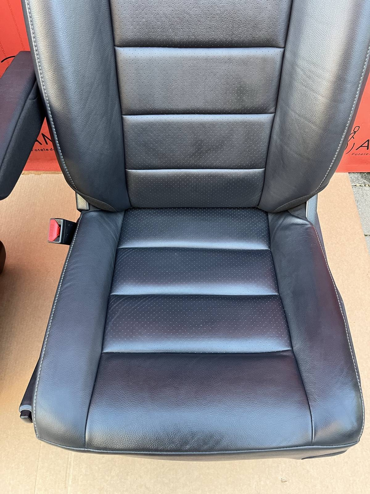 Front passenger driver seats leather Peugeot Traveller Proace Spacetourer Expert Jumpy Zafira Vivaro Scudo