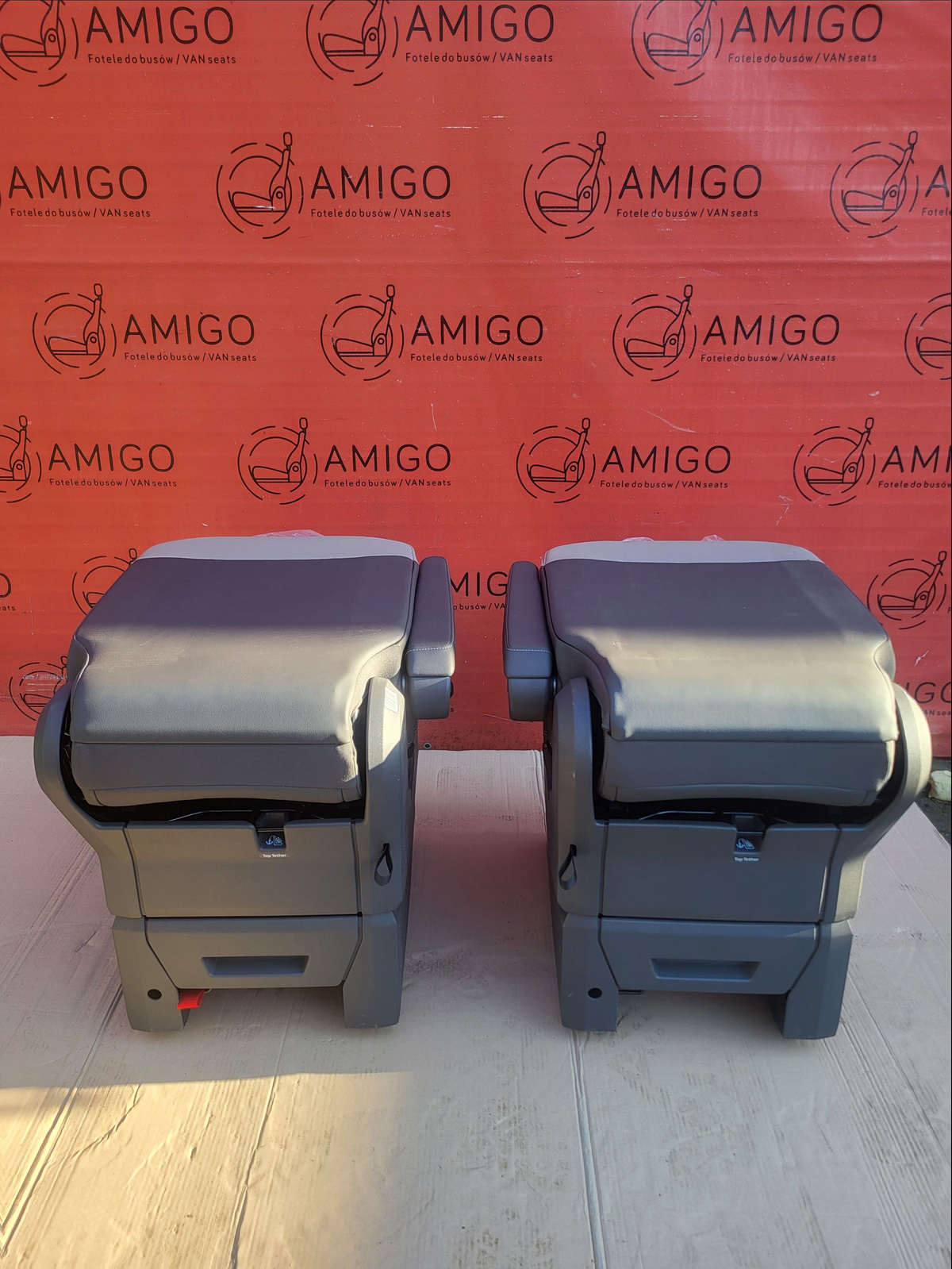 NEU VW Multivan T7 Sitze armlehne isofix Leder links rechts