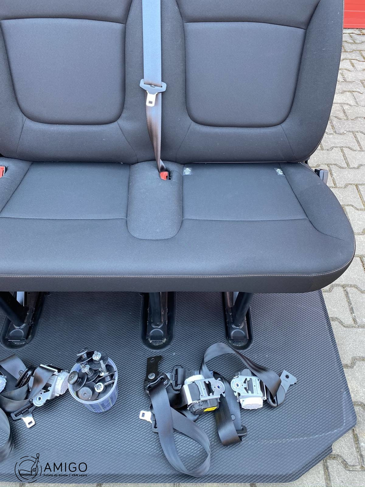 SET Seat triple bench Fiat Talento Trafic Opel Vauxhall Vivaro NV300 belts seats