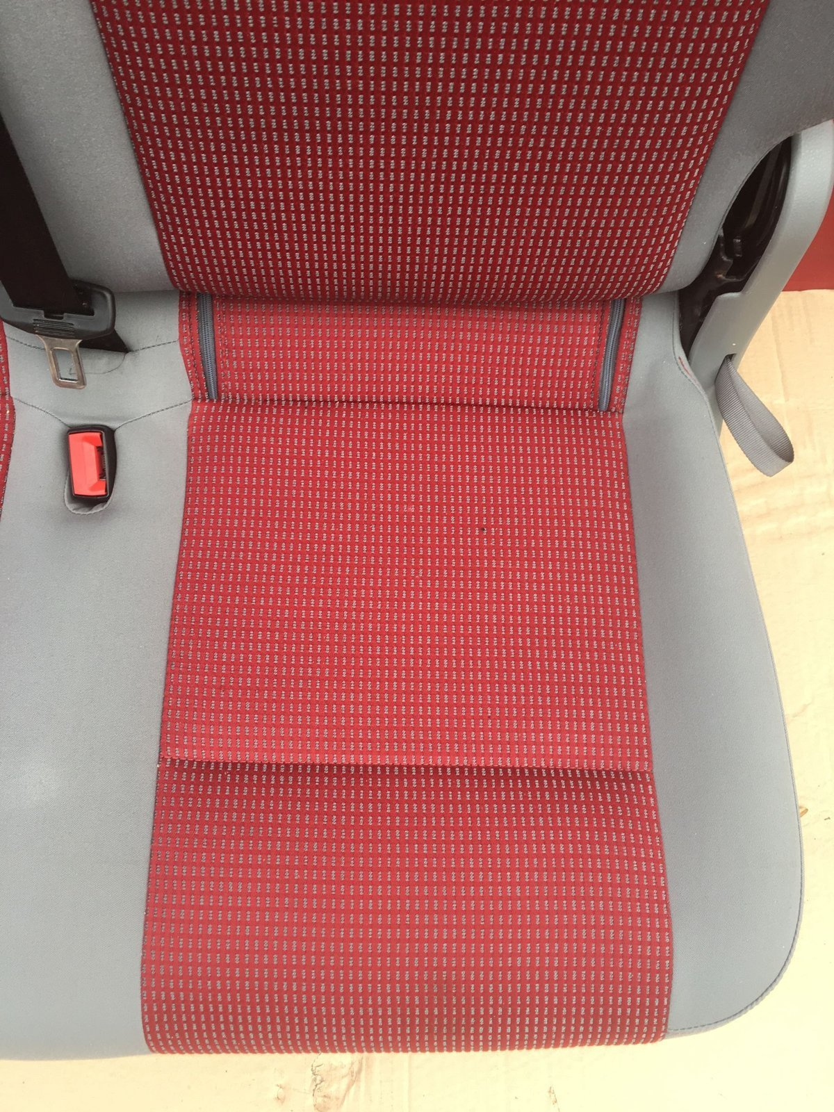 Seat rear bench double VW Caddy second row red grey