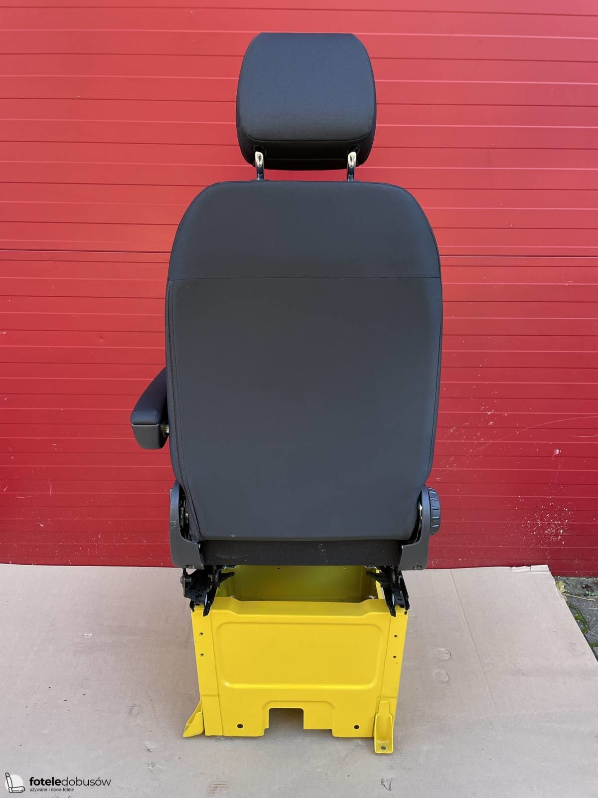 Seat Mercedes Sprinter W907 EU passenger seat | UK driver 2018-2021 Caluma with base